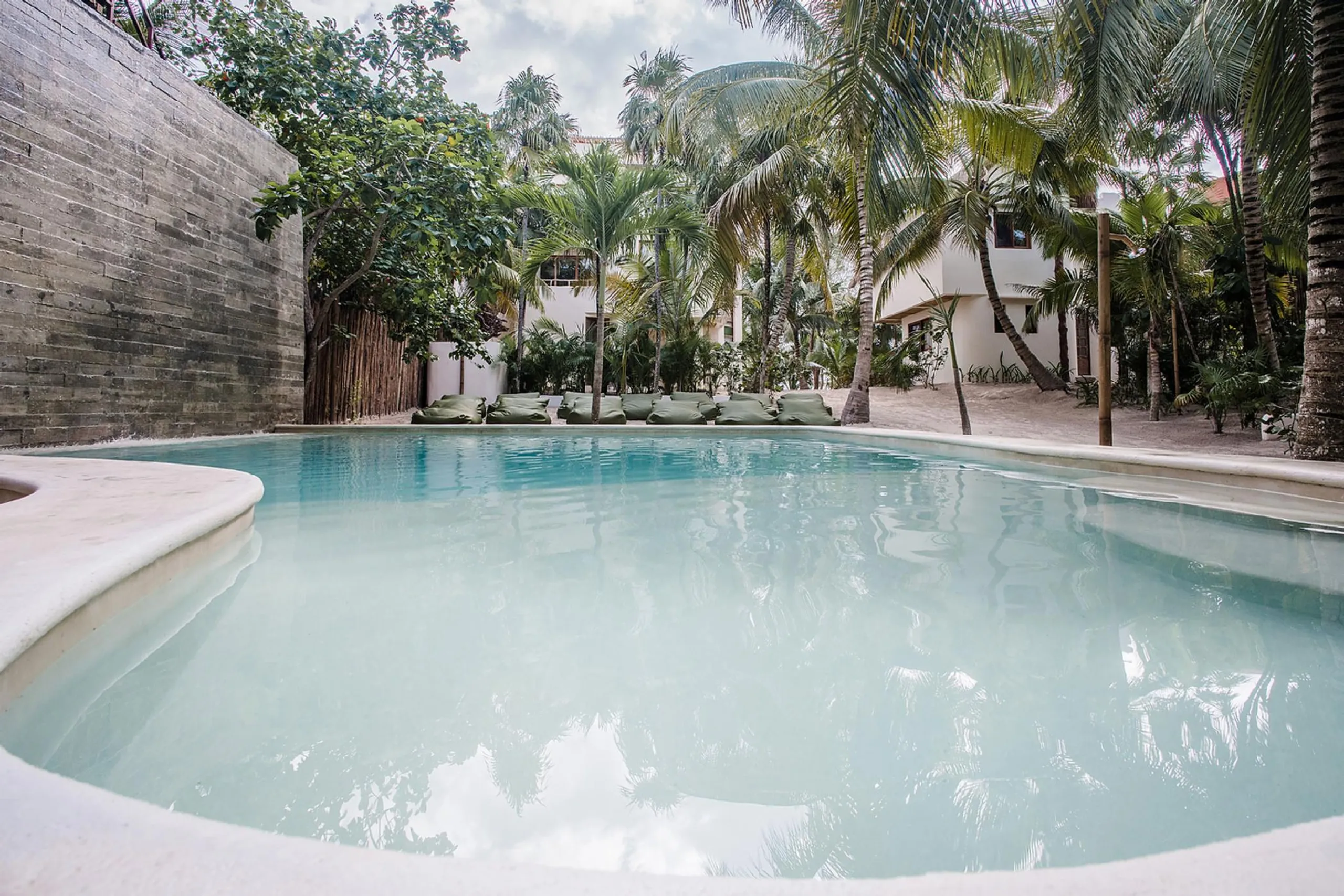 Beachfront Sustainable Eco Luxe Retreat Compound with Private Pool — photograph 5