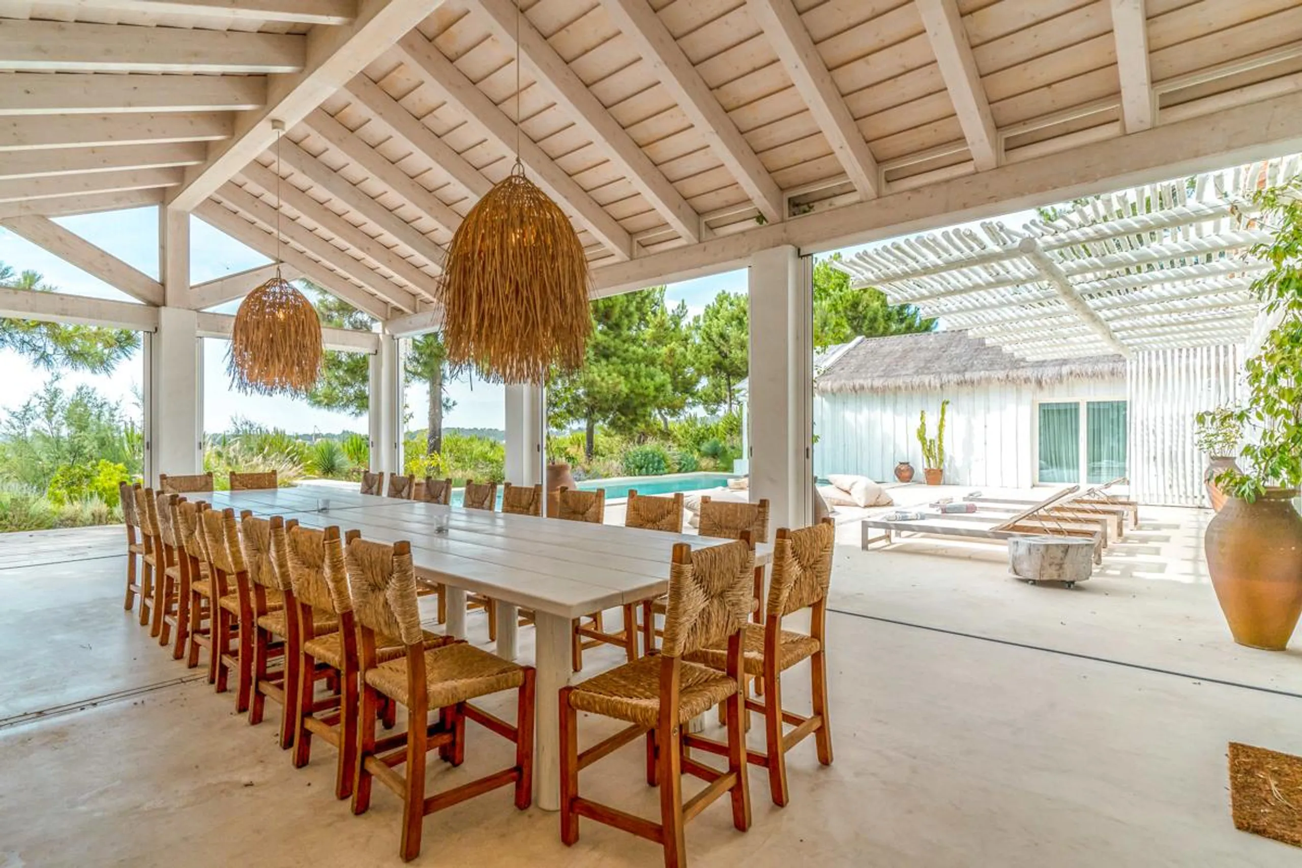 Tranquil Single-Storey Villa in Casas da Encos with Private Pool and Serene Garden — photograph 9