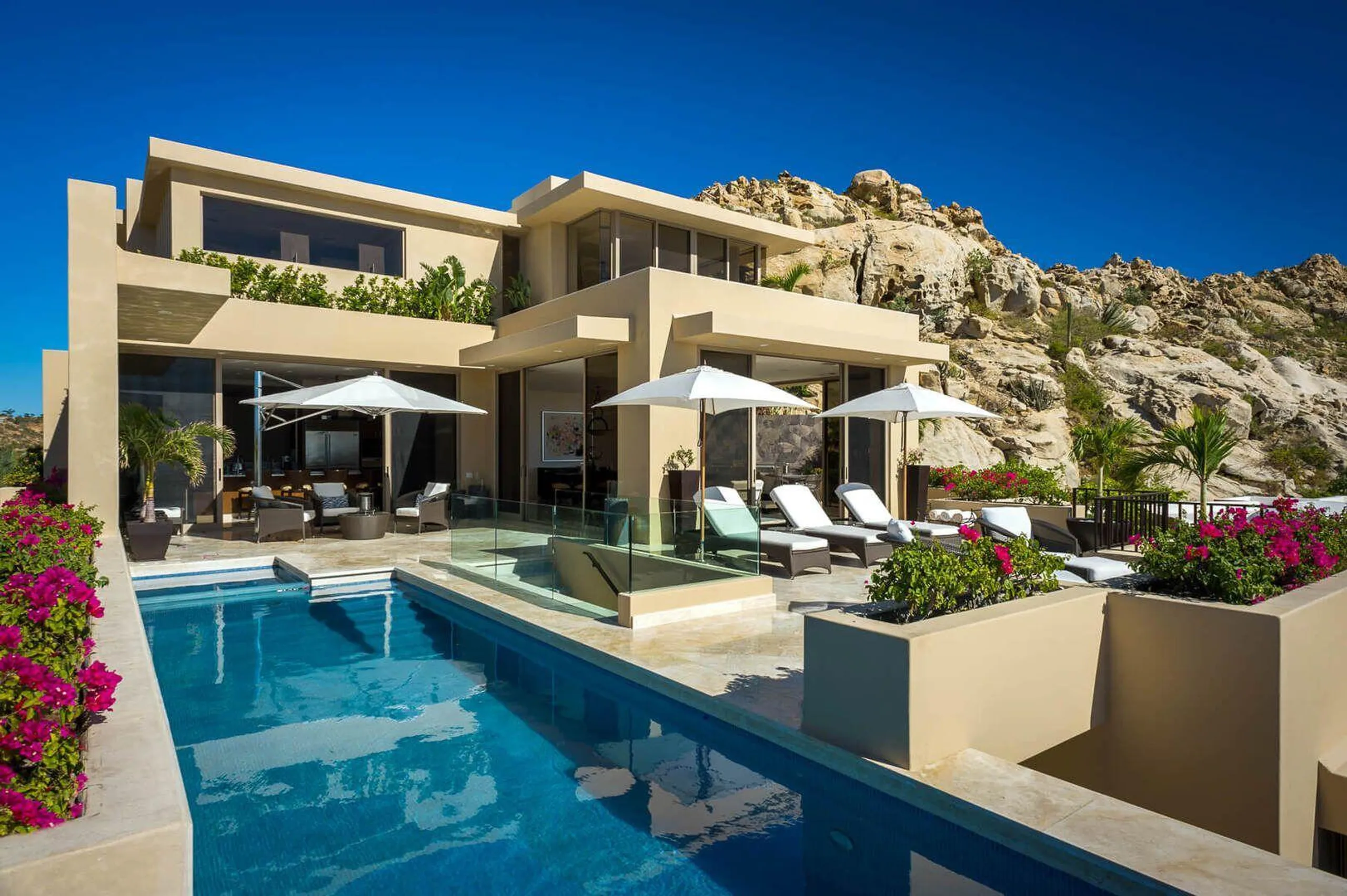 Modern Pedregal Luxe Retreat with Private Pool and Sweeping Views, Cabo San Lucas