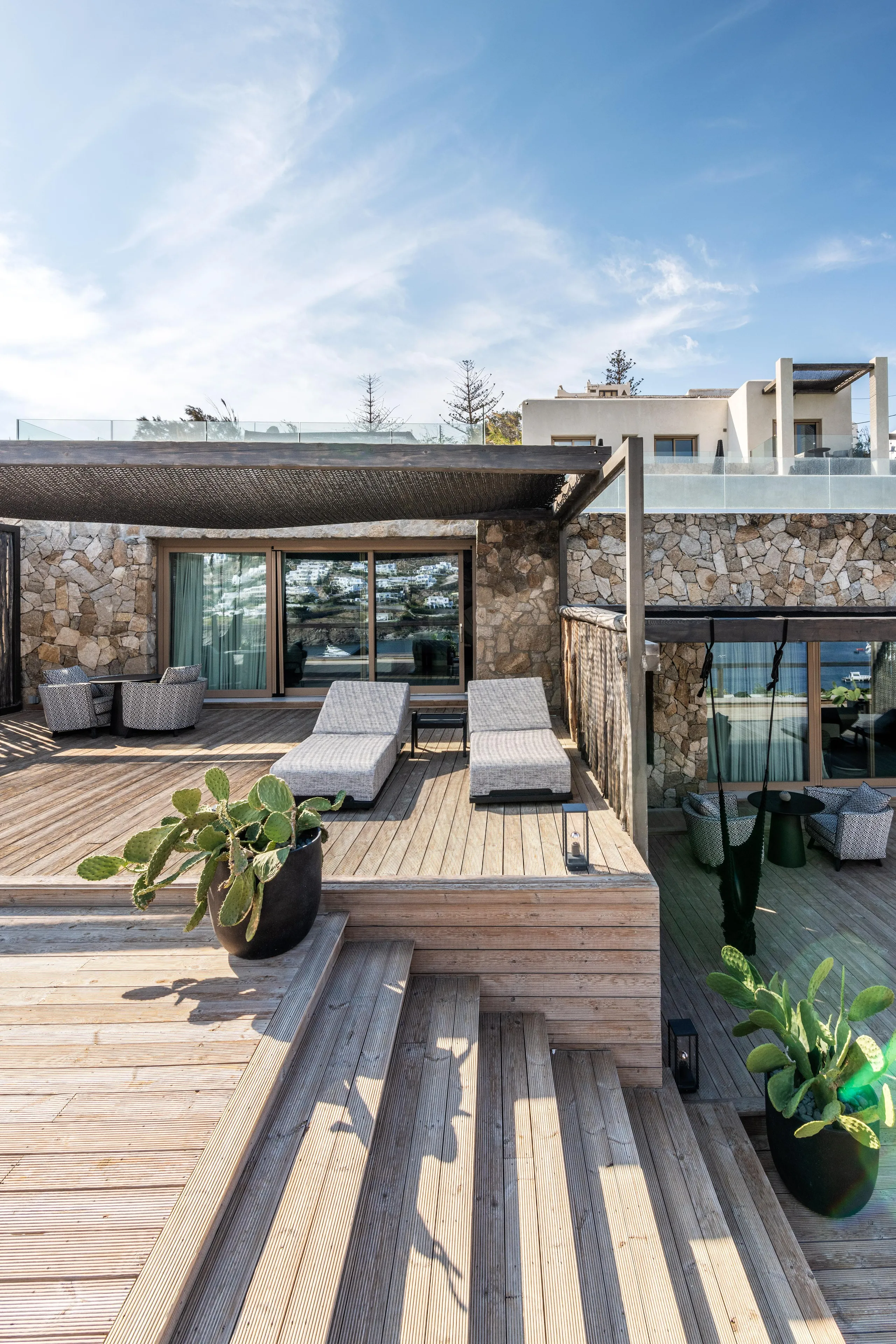 Enchanted Luxury Villa with 6BR, Captivated Ocean Front Retreat — photograph 4