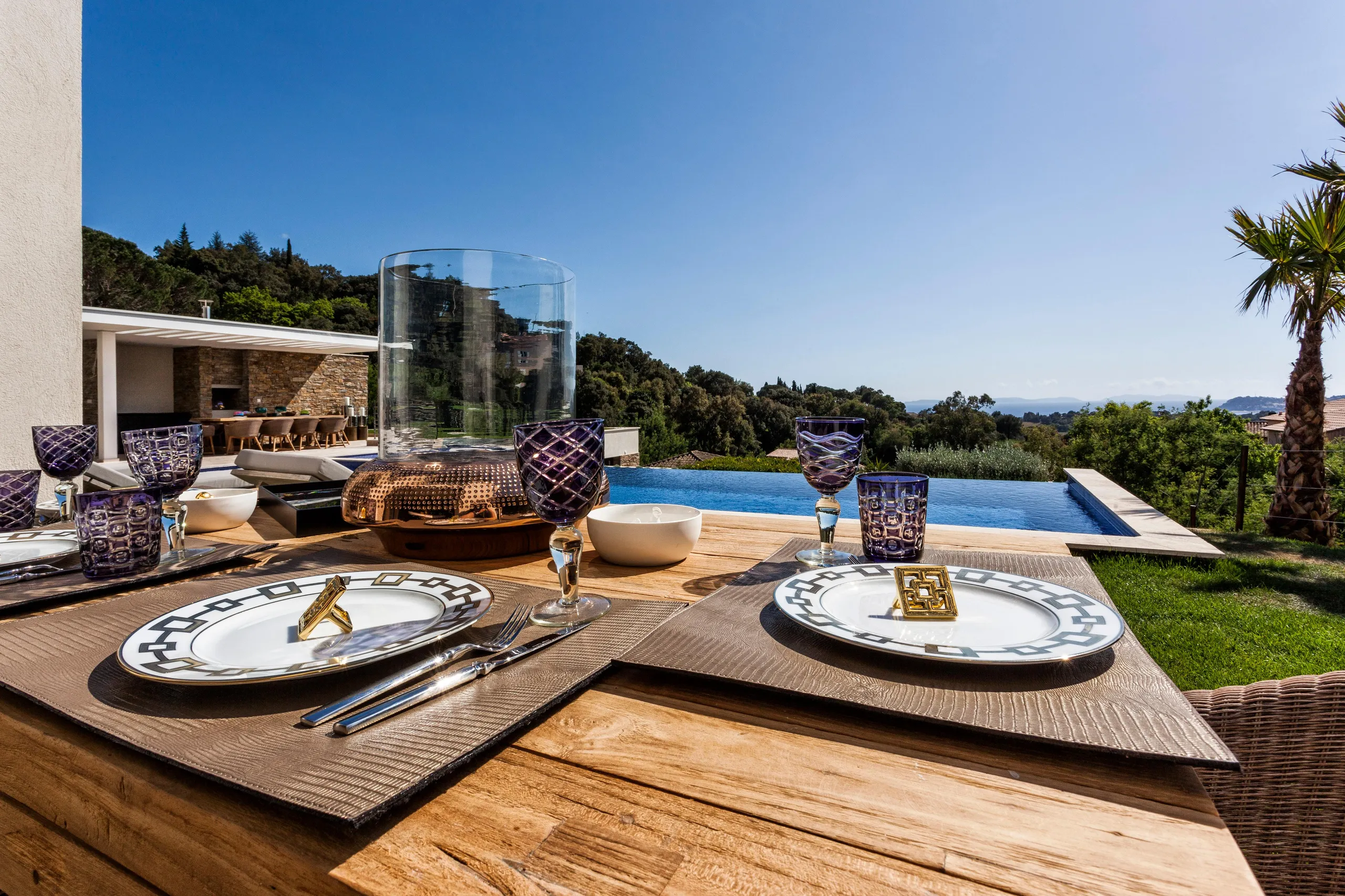 La Croix's Grandiose Villa with Pool and Stunning Ocean Views — photograph 8