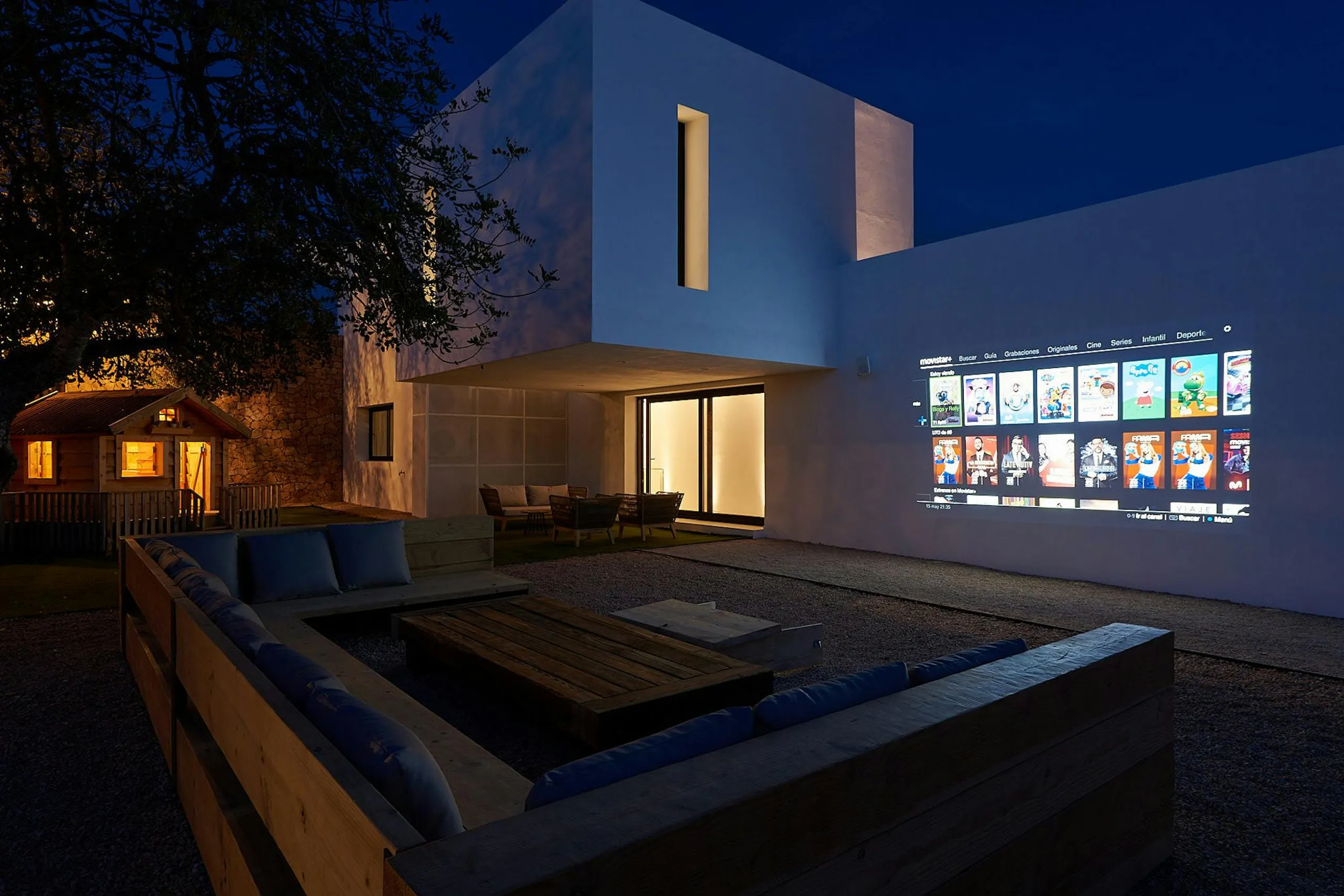 Prestigious Ibiza Contemporary Villa with Private Pool, Treehouse, and Outdoor Entertainment — photograph 12