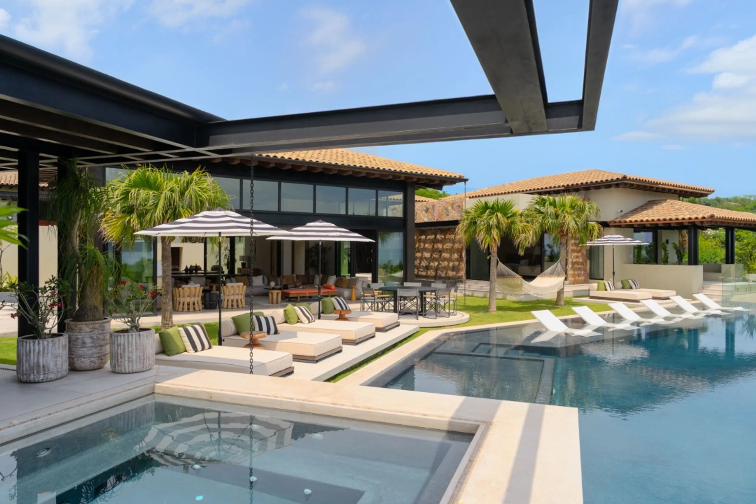 Spacious Punta Mita Villa with Beach Access & Panoramic Views — photograph 3