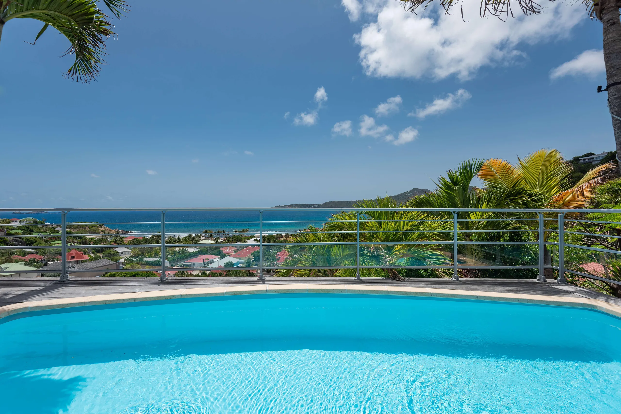 Chic and Charming Villa with Private Pool and Ocean Views — photograph 5
