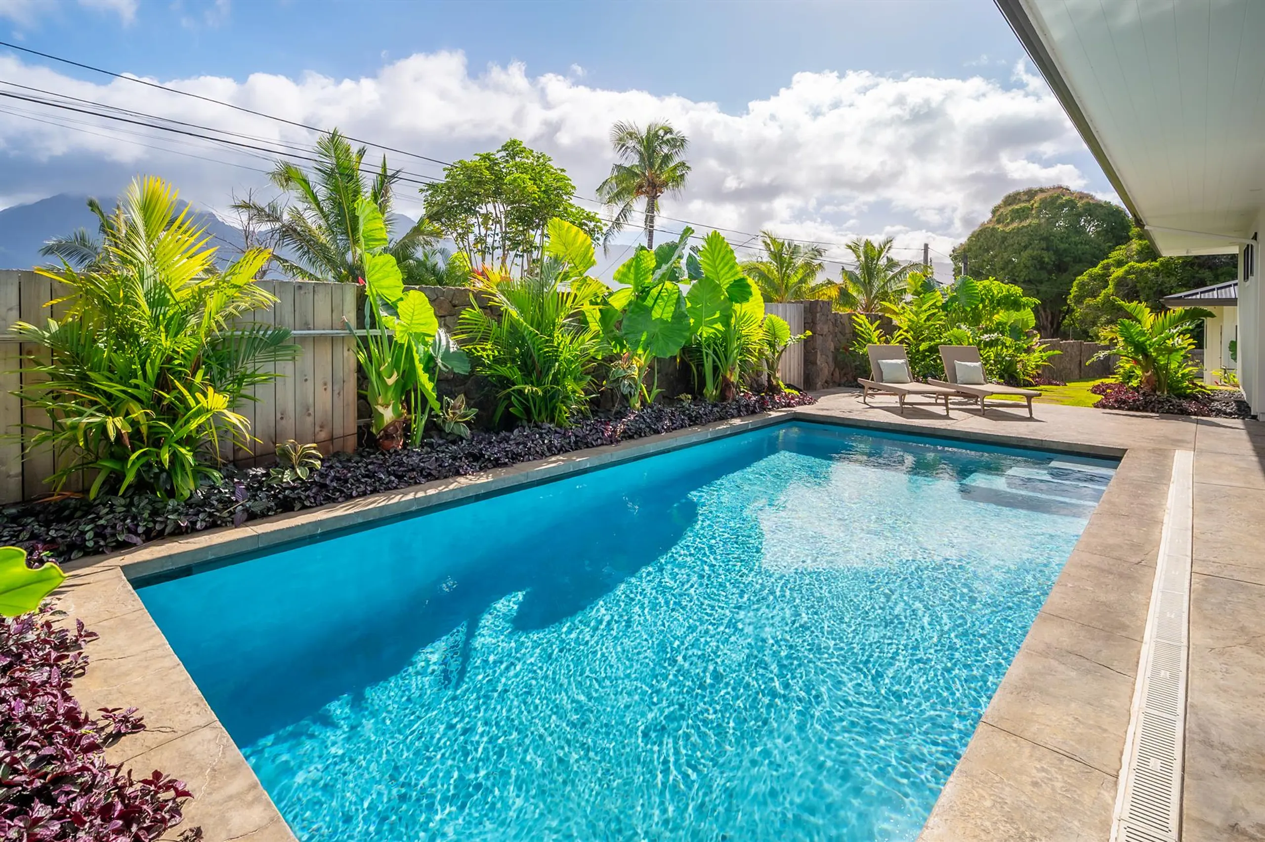 Stunning Brand-new Villa with Private Pool and Mountain Views — photograph 3