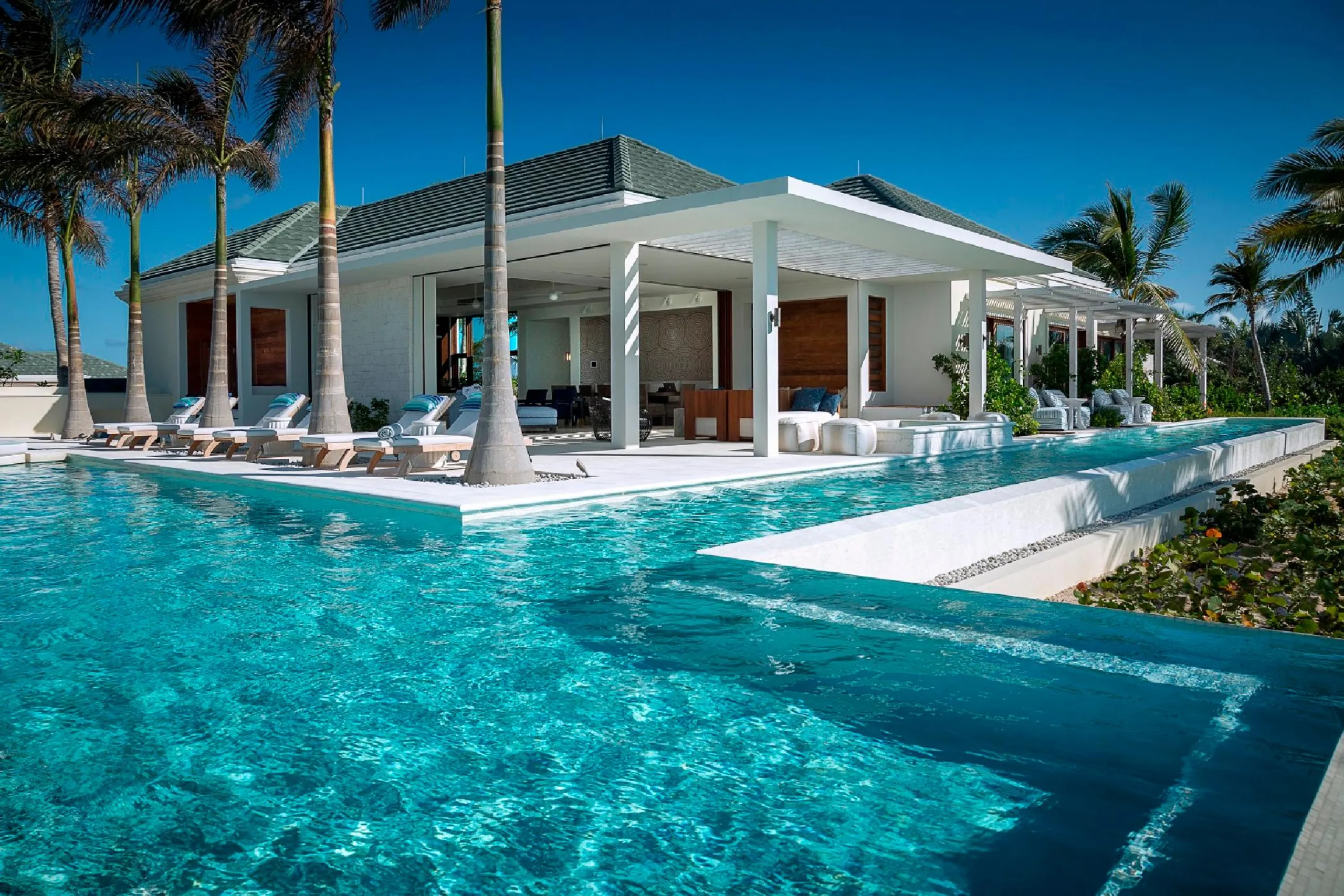 Elegant Modern Beachfront Estate with Multiple Pools and Oceans Views in Grace Bay