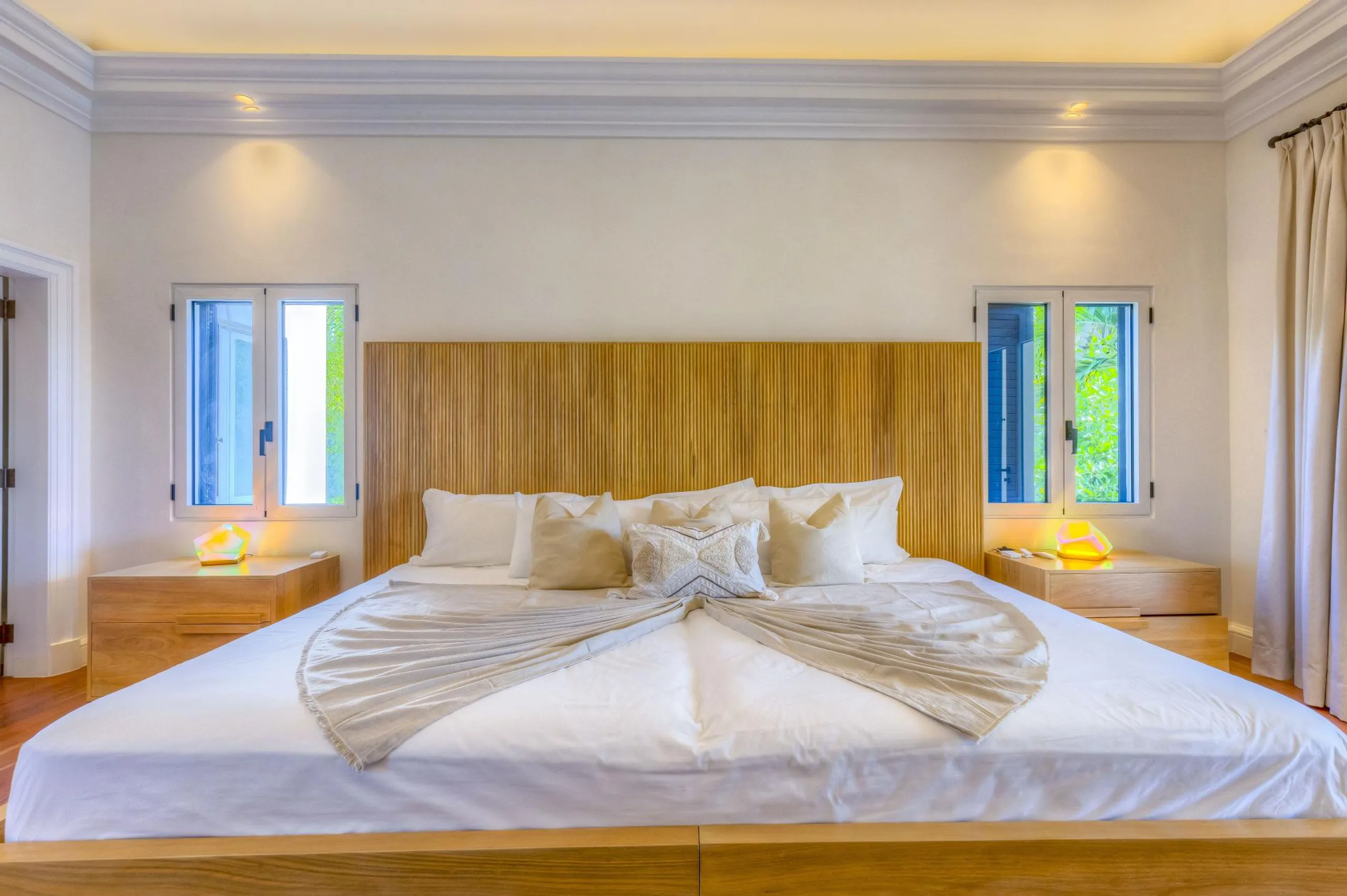 Serene 7 BR Beach Villa with Private Pool — photograph 7