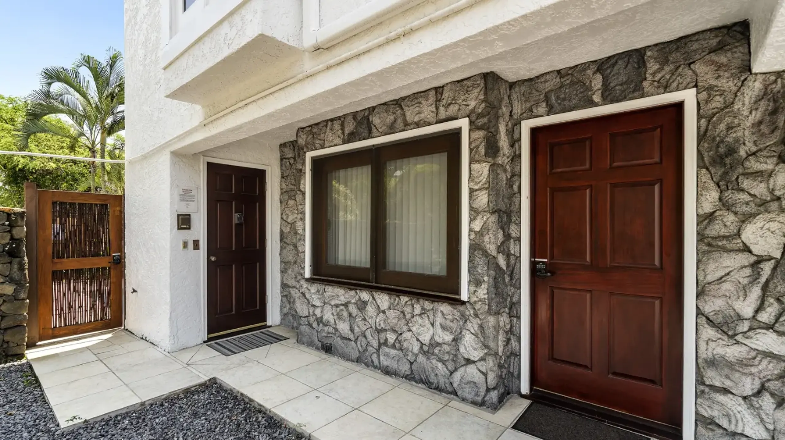 Kona Luxury View Estate with Coastline Views and Easy Walk to the Surf — photograph 9