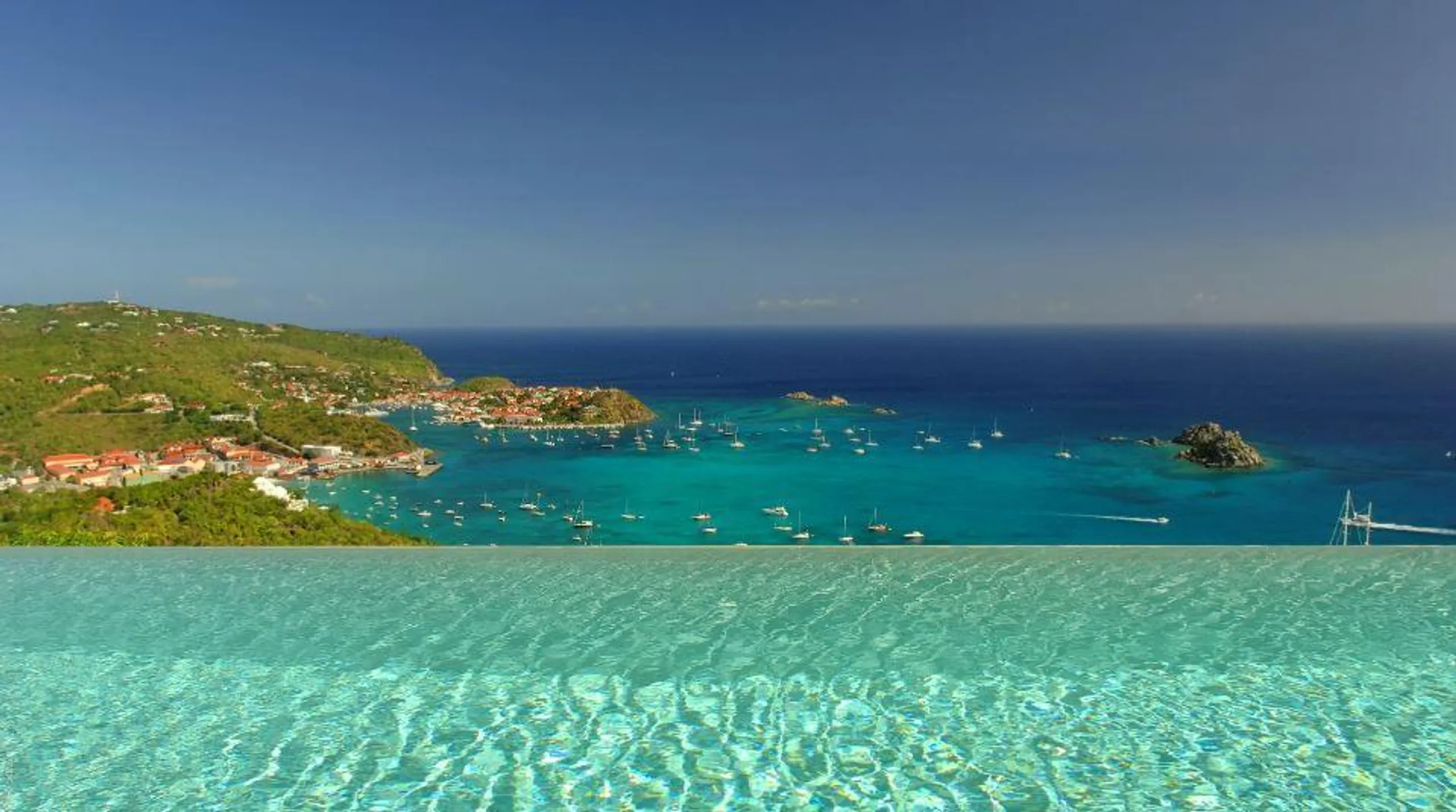 Refined St. Barths Colombier Villa with Private Infinity Pool and Ocean Views — photograph 4