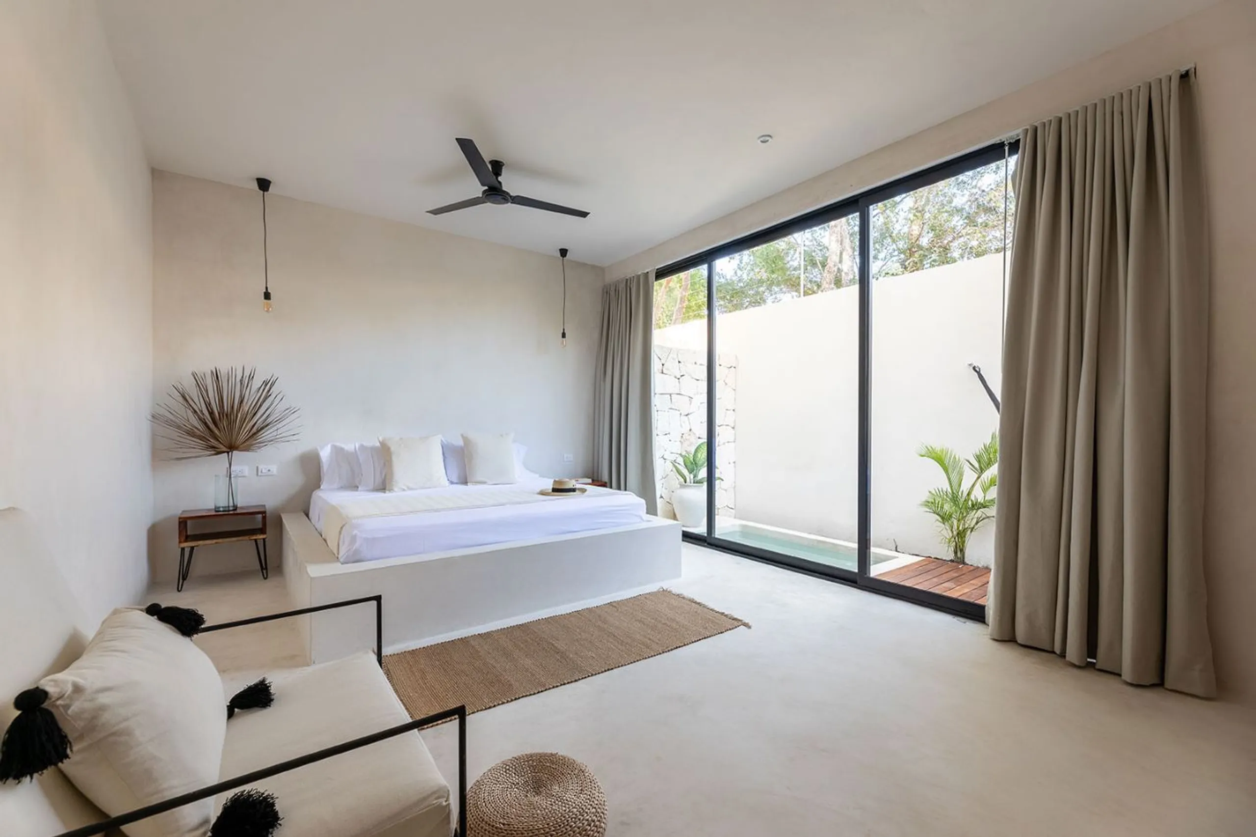 Contemporary U-Shaped Villa in Tulum with 5 Private Plunge Pools & Garden — photograph 12