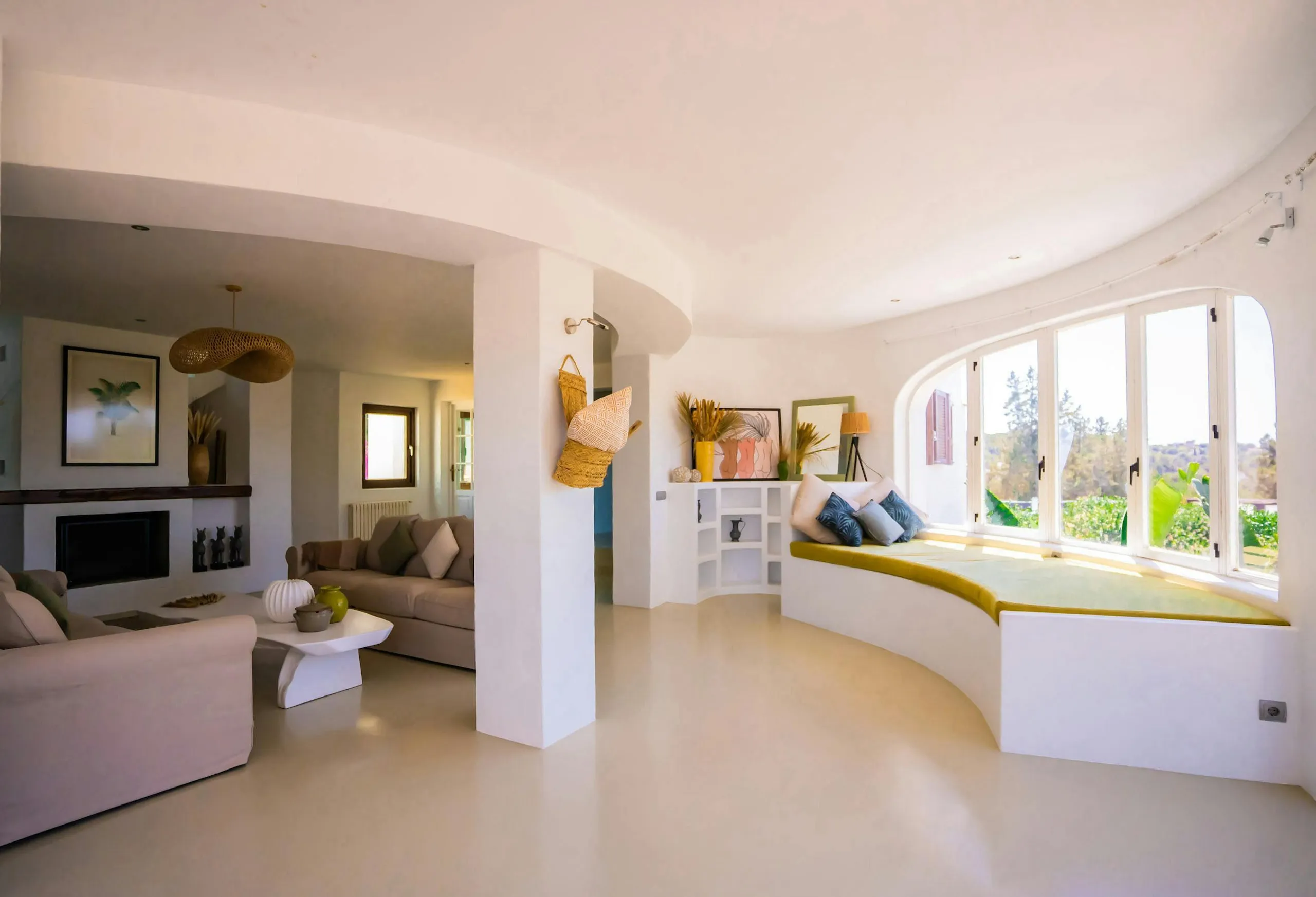 Palatial San Antonio Villa with Private Pool and Outdoor Grill — photograph 11