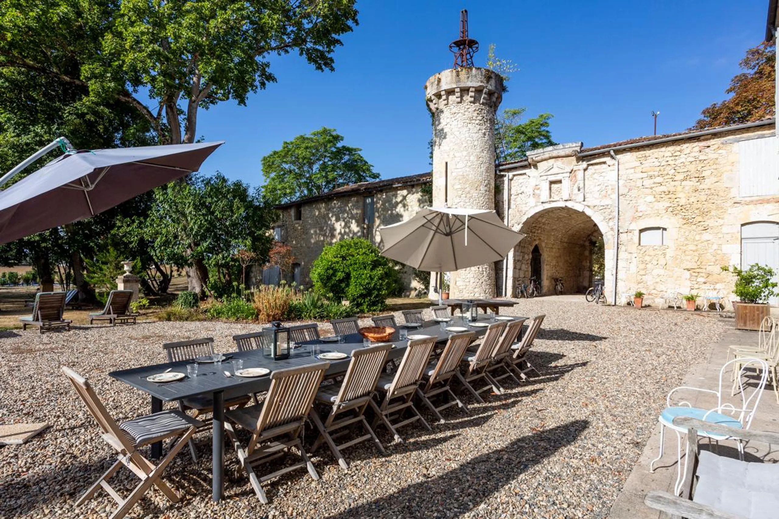 Gleaming 12BR Estate in Gascony with Private Pool — photograph 4