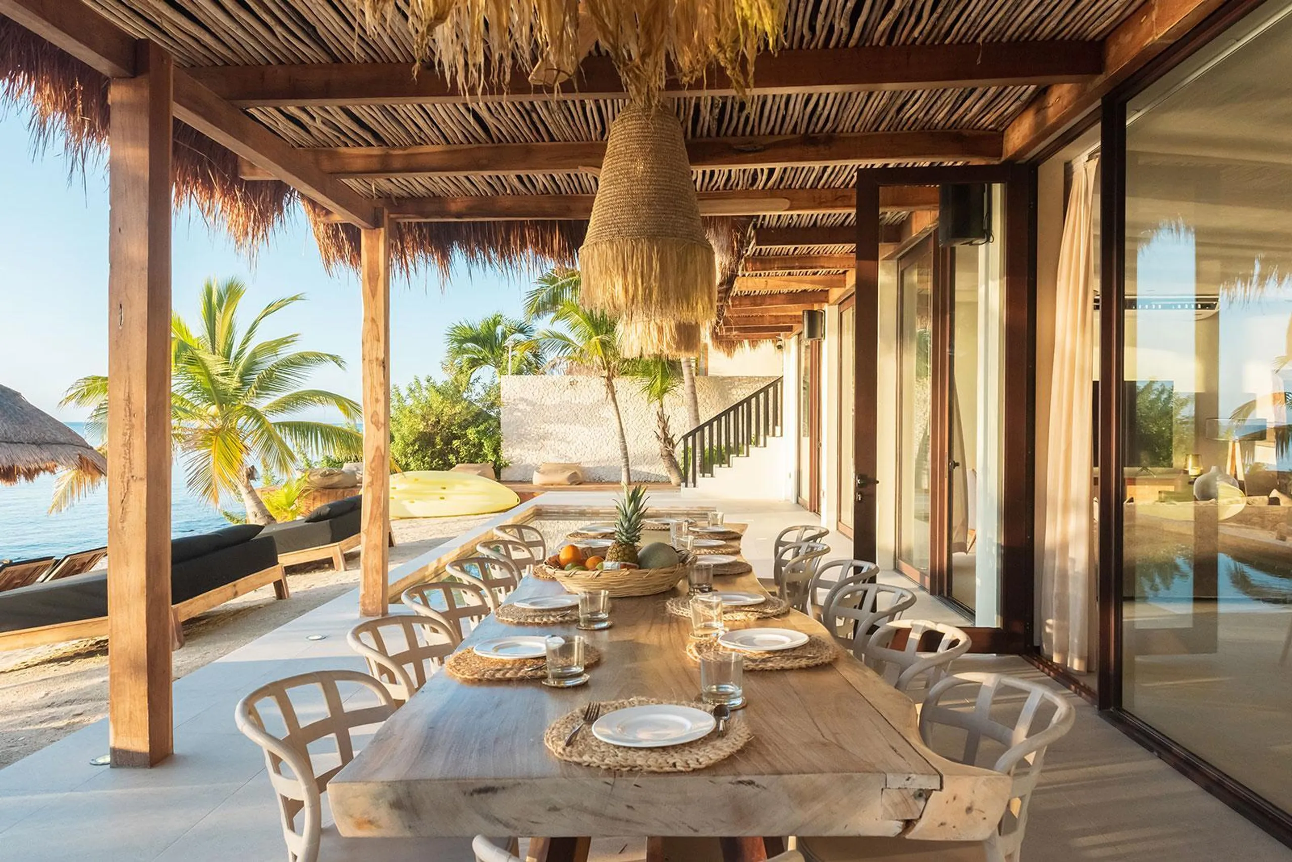 Exquisite Luxe Beach Retreat with Private Pool and Ocean Views — photograph 11