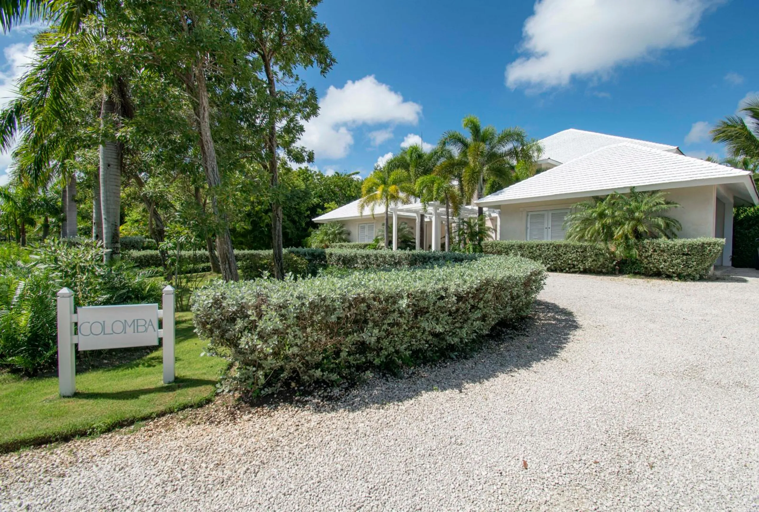 Magnificent Punta Cana Estate with Private Pool and Stunning Views — photograph 6