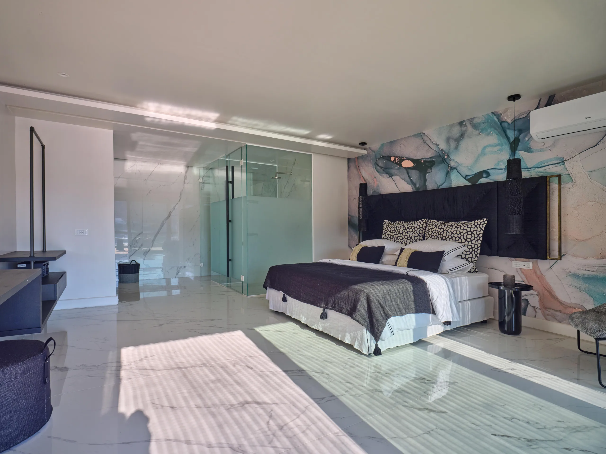Enchanted Luxury Villa with 8BR, Captivated Ocean Front Retreat — photograph 8