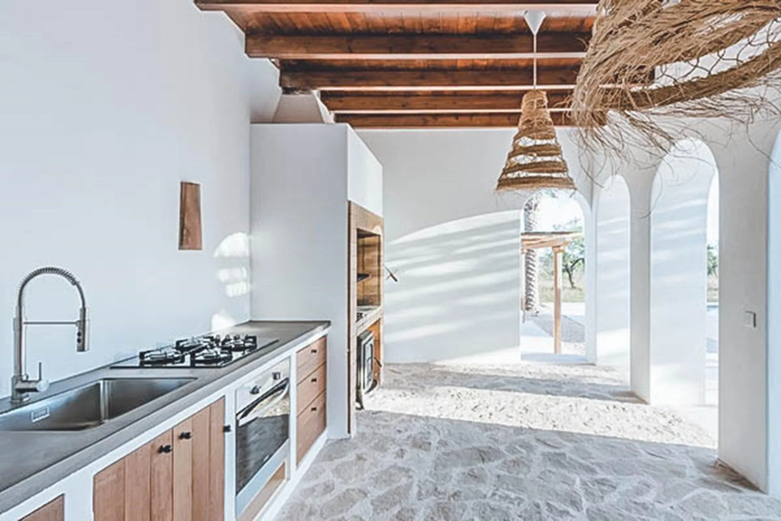 Breathtaking Modern Villa in Ibiza with Pool and Jacuzzi — photograph 6