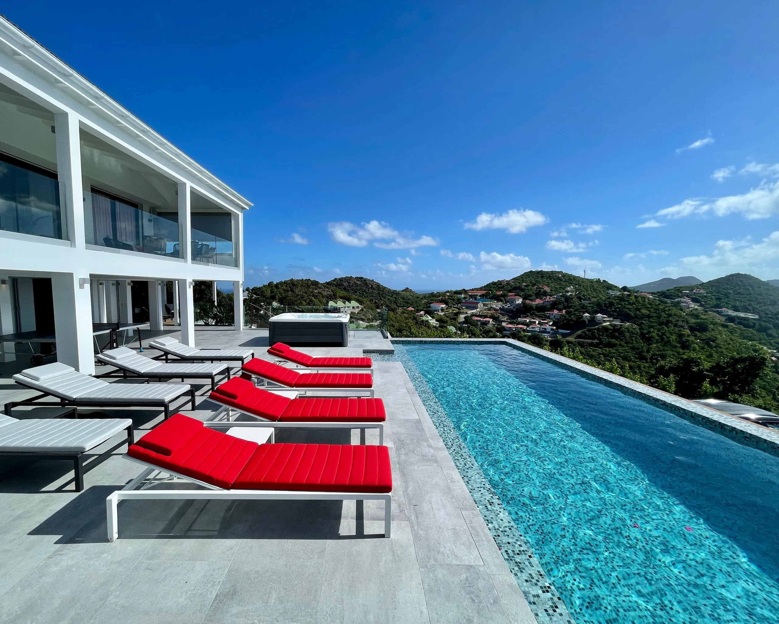 Contemporary View Estate with Private Pool and Gorgeous Views, Colombier