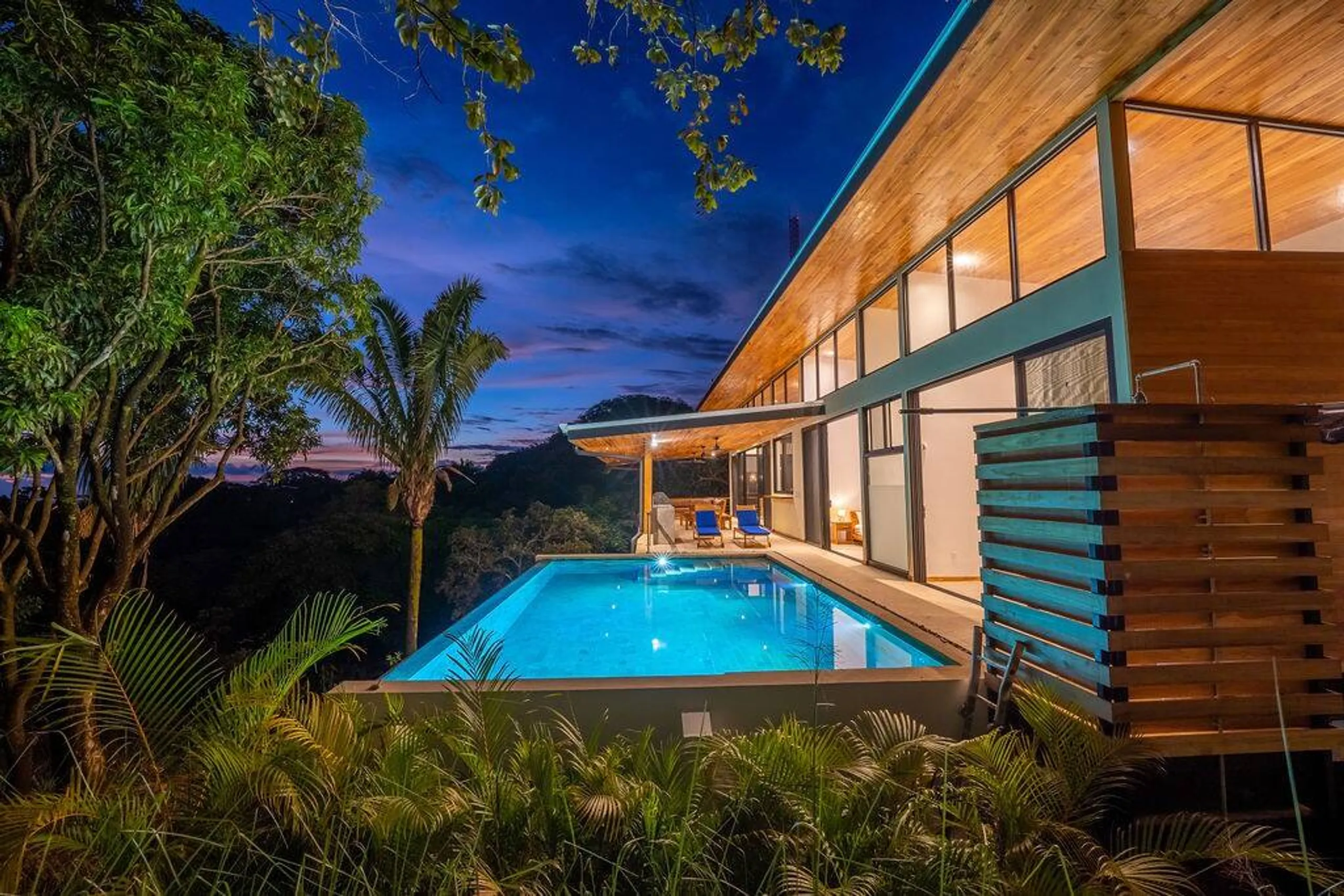 Breathtaking Las Huacas Villa with Ocean Views — photograph 3