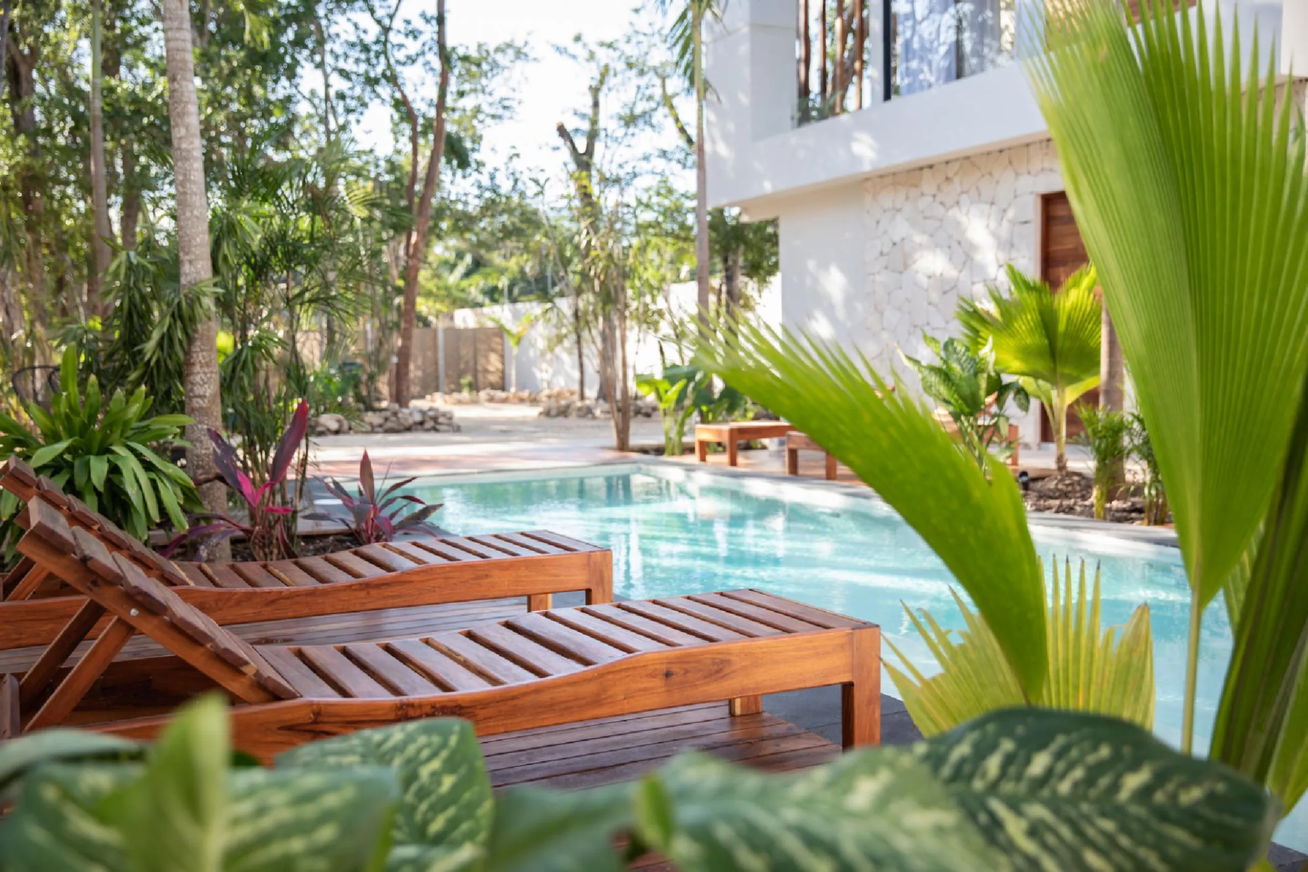 Tranquil Tulum Hacienda with Invigorating Pool and Outdoor Kitchen — photograph 2