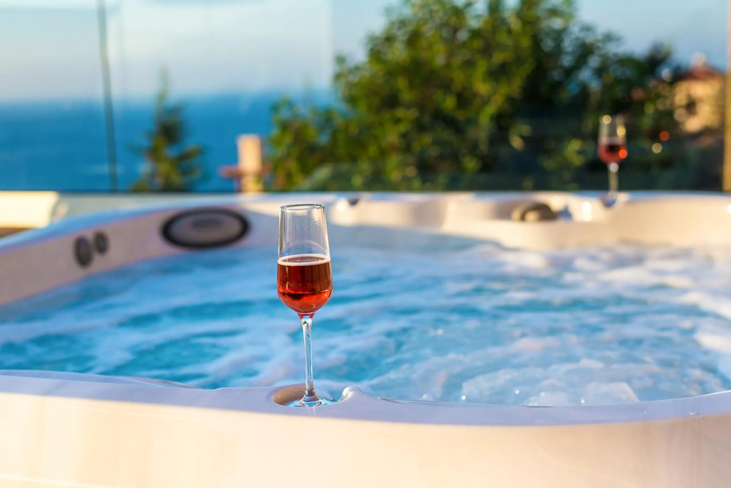 Extraordinary Cretian Villa with Infinity Pool and Bay Views — photograph 12