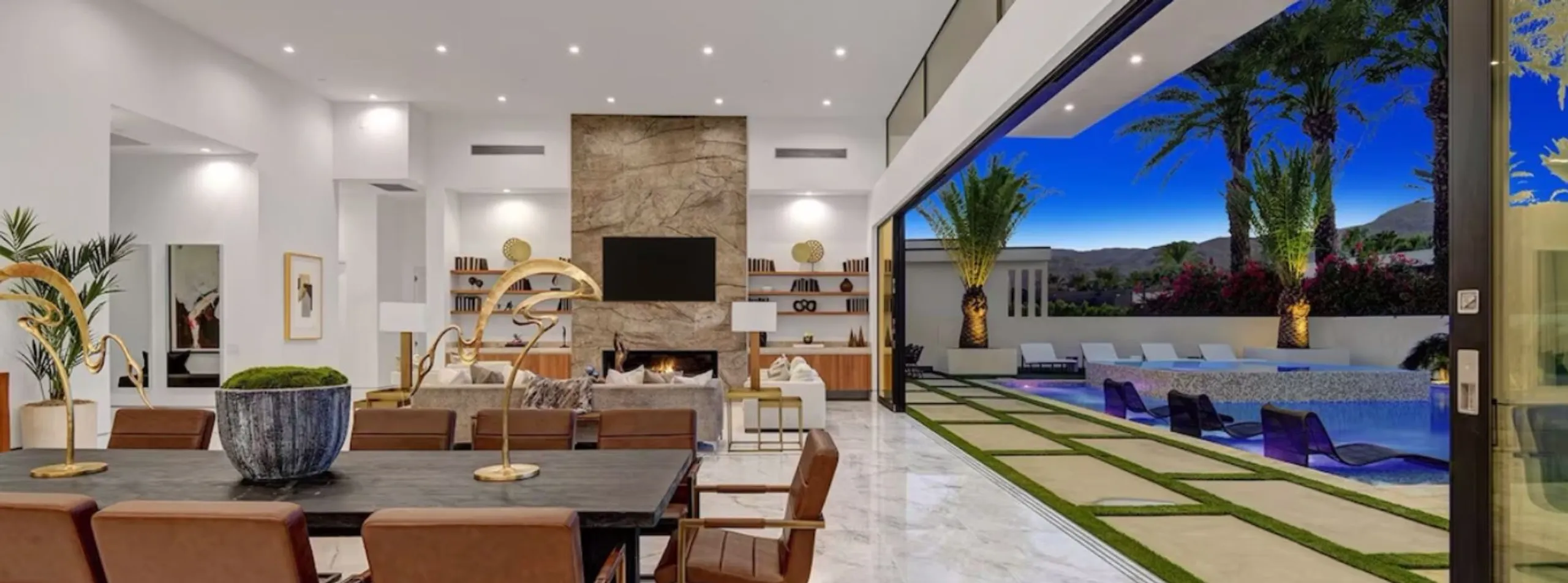 Brand-New Modern Chic Estate with Private Pool, Spa and Panoramic Mountain Views — photograph 11