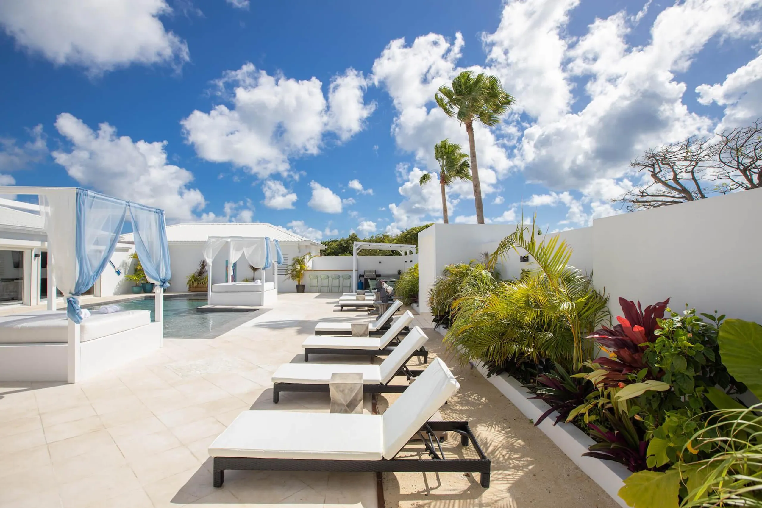 Ultra Luxe Terres Basses Villa with Private Pool  and Private Access to Baie Rouge Beach — photograph 11