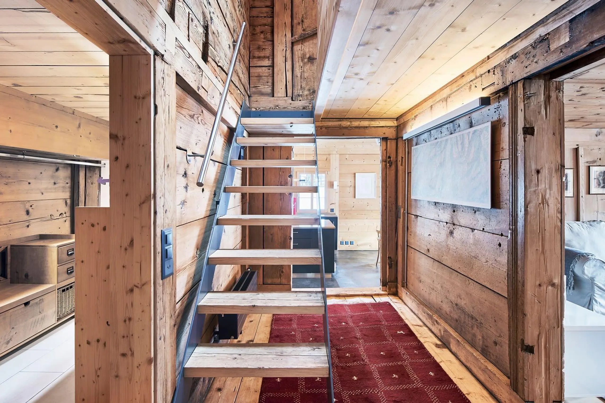 Deluxe Luxury Chalet in Gstaad with Stunning Views — photograph 8