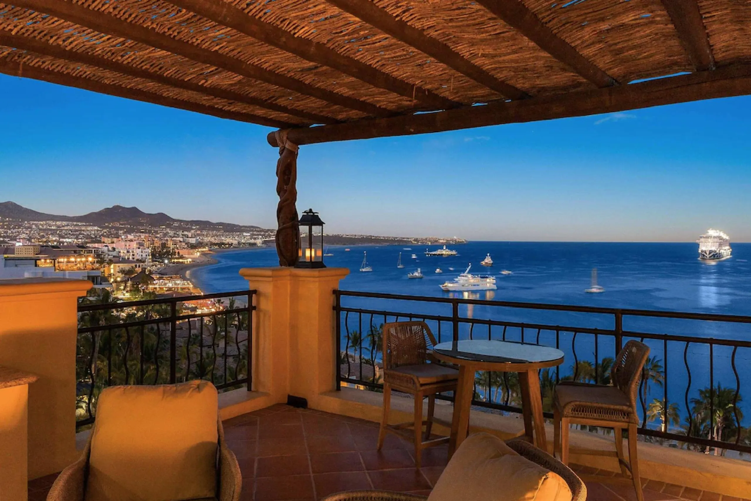Grand Overlook Estate with Stunning Sea of Cortez Views — photograph 2