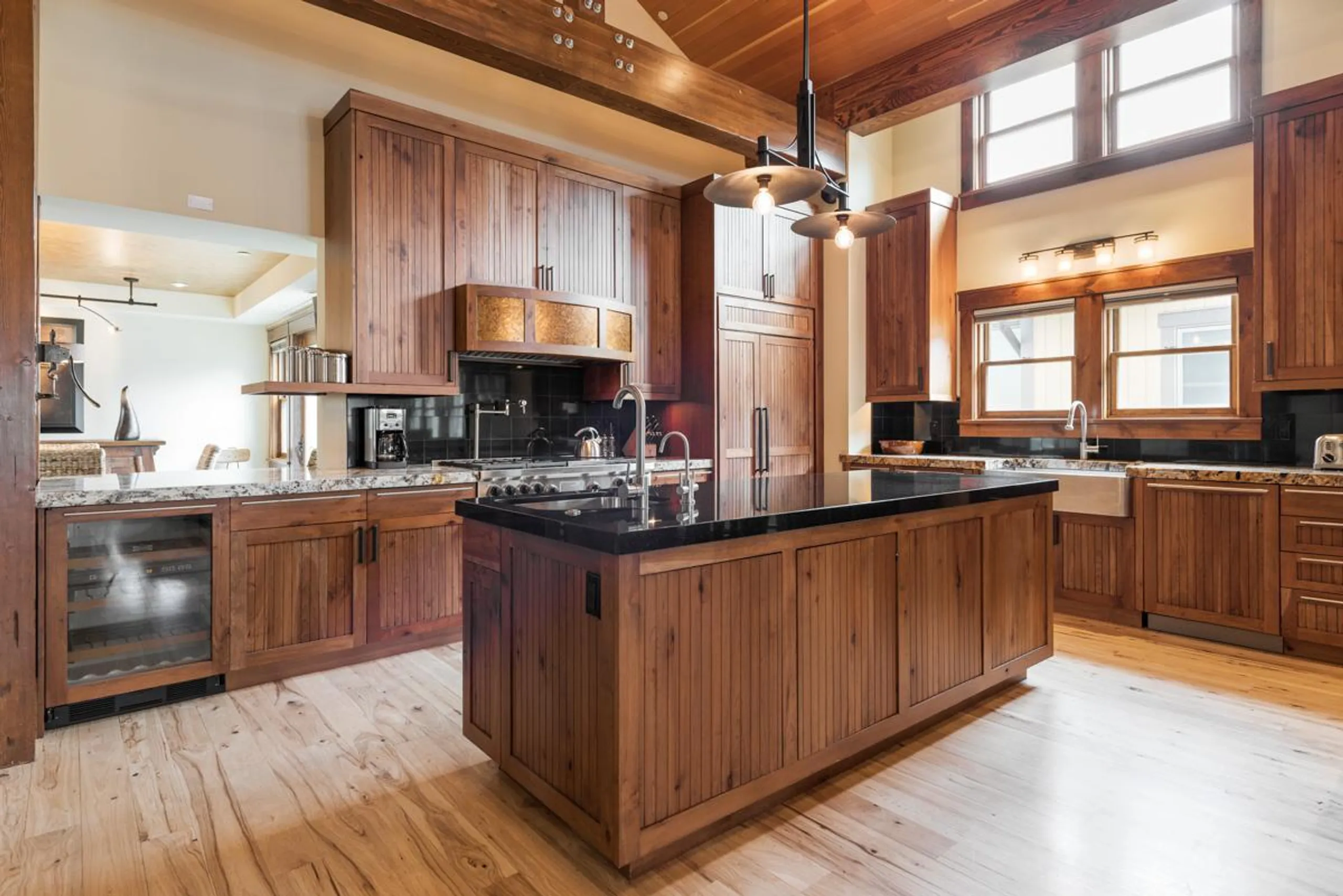 Superb Ski Villa with Fireplace — photograph 6