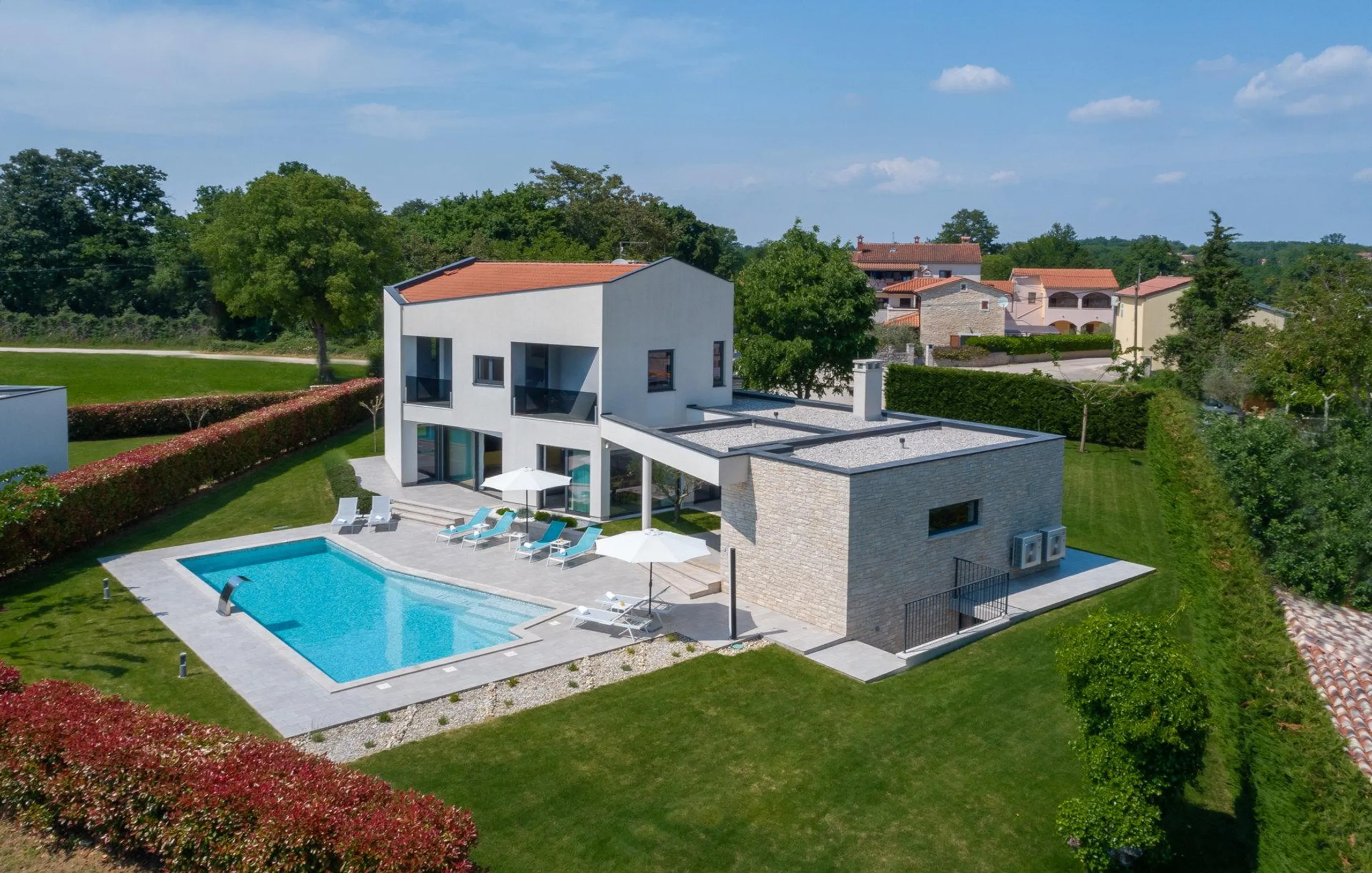 Tranquil Haven Villa in Istria with Pool and Sauna — photograph 3