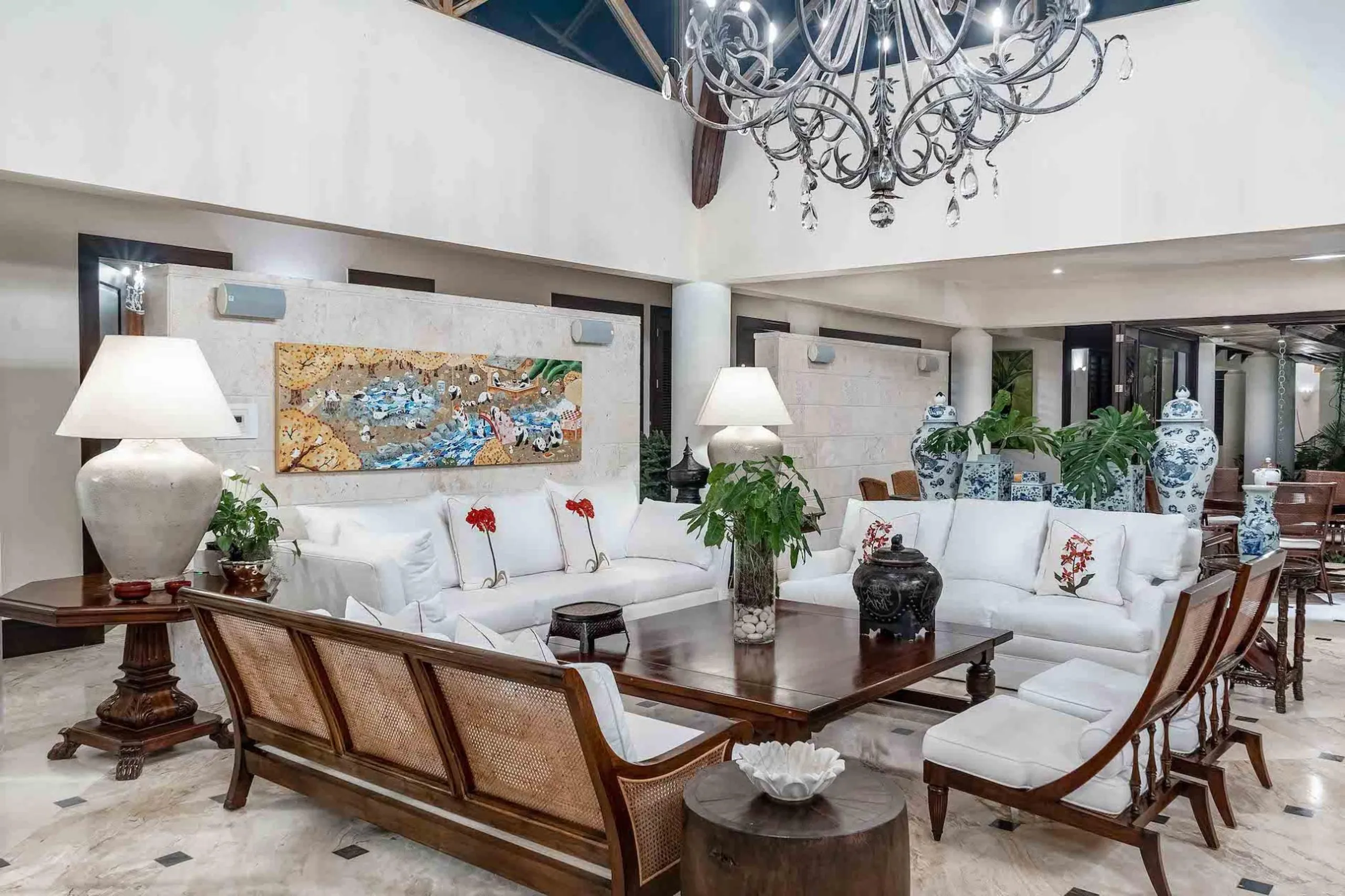 Exquisite 10BR Retreat with Caribbean Sea and Dye Fore Golf Course Views — photograph 7