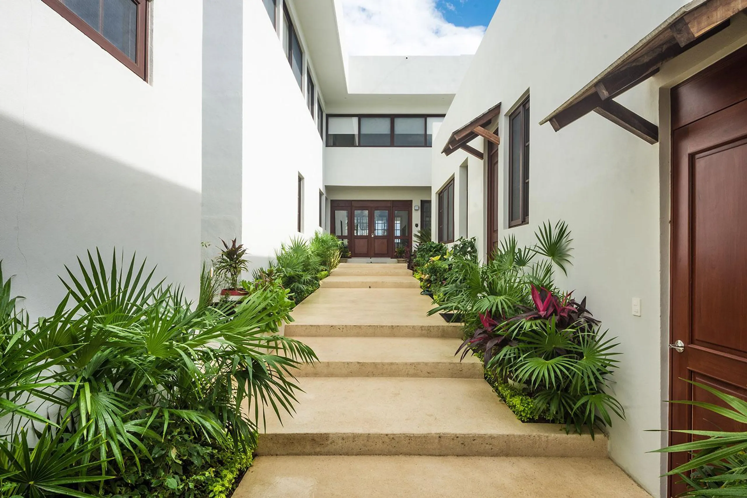 Tulum's Soliman Bay Ultimate Retreat with Private Pool and Ocean Views — photograph 7