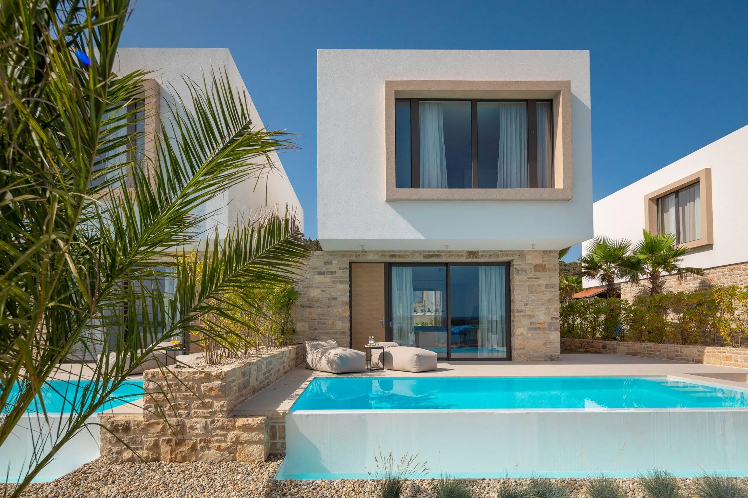 Exquisite Villa with Pool  and Crystal-Clear Sea Views — photograph 7