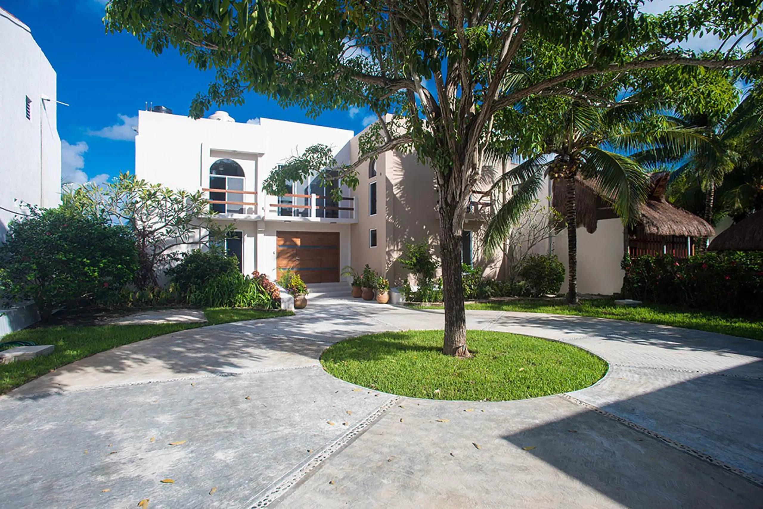 Discover Tranquility, Opulence, and Exquisite Luxury at Cozumel's Adjacent Homes — photograph 7
