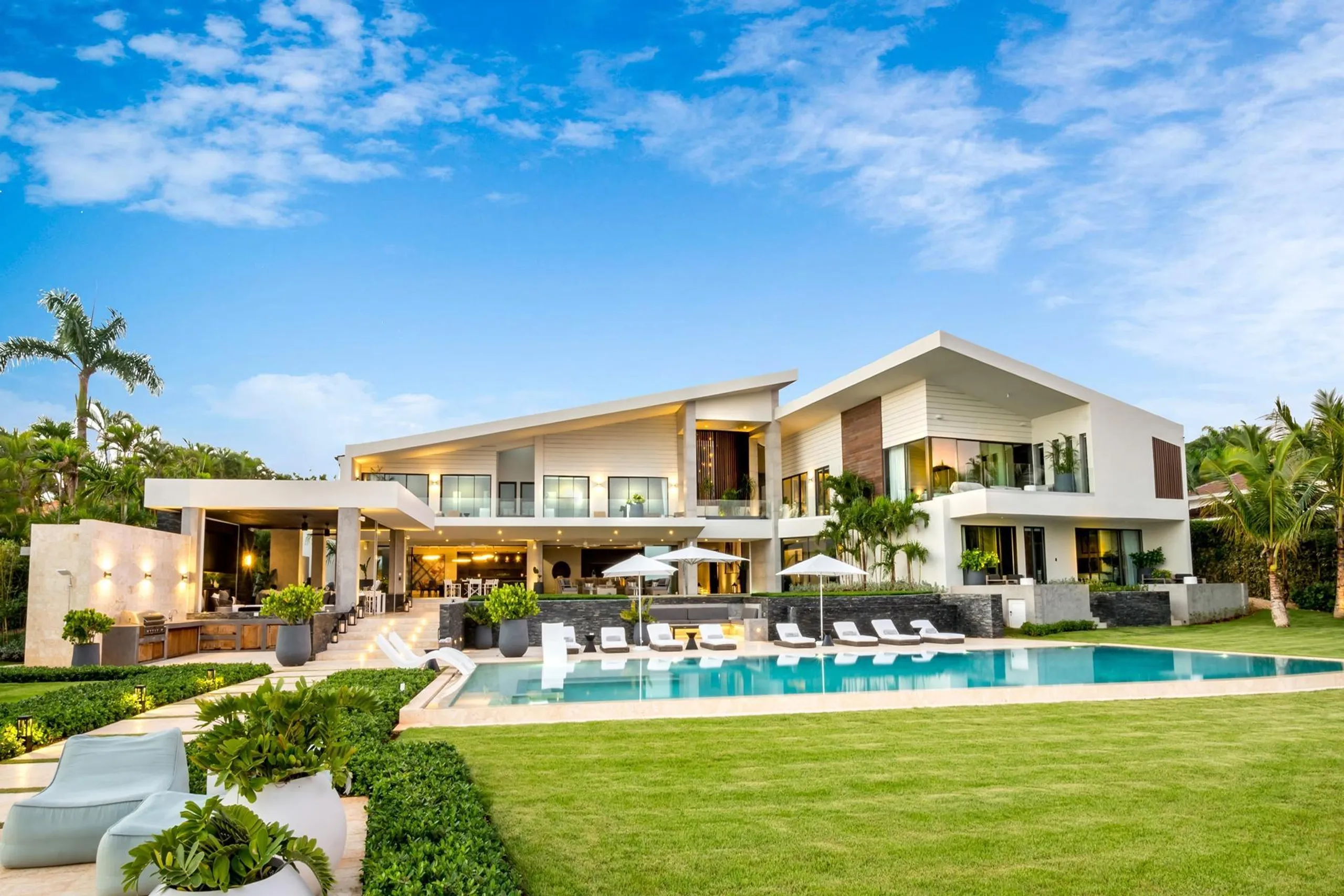 Casa de Campo's Modern Masterpiece Villa with Stunning View of the Ocean, Casa de Campo