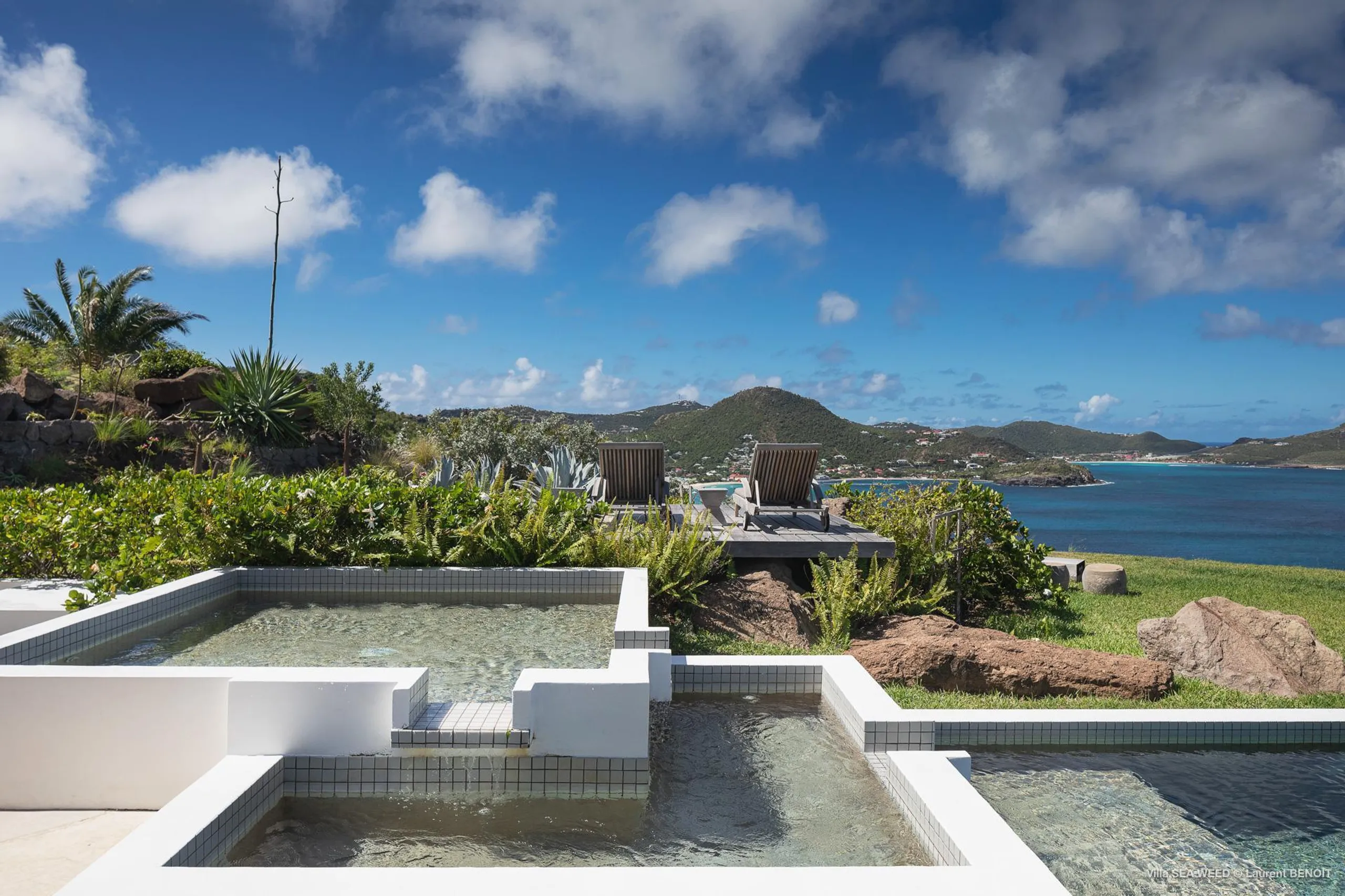 Regal Seaside Suite with Private Pool and Walks to Beach — photograph 7