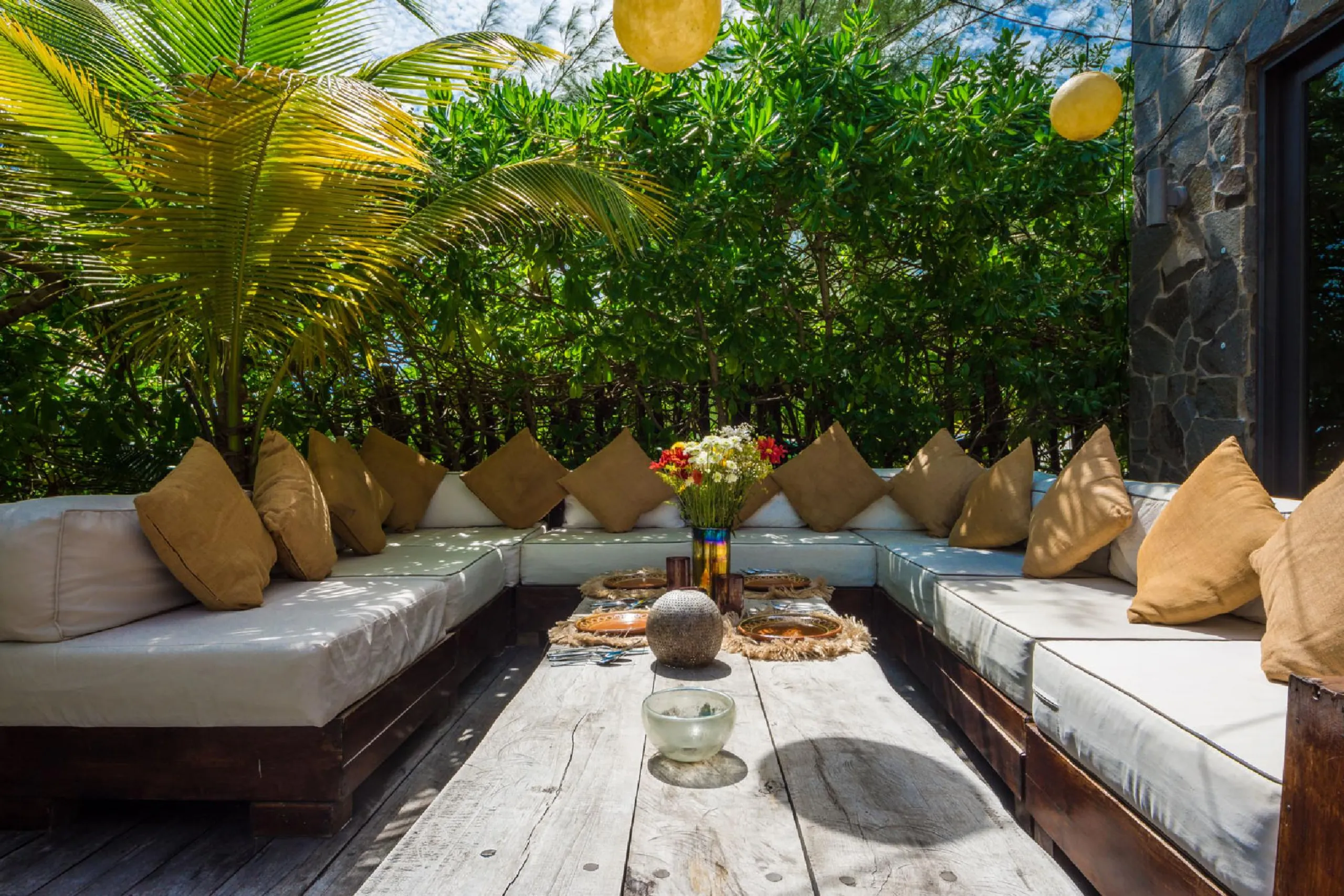 Sian Ka'an Reserve Eco-Luxe Estate with Modern Amenities and Beach Access — photograph 3