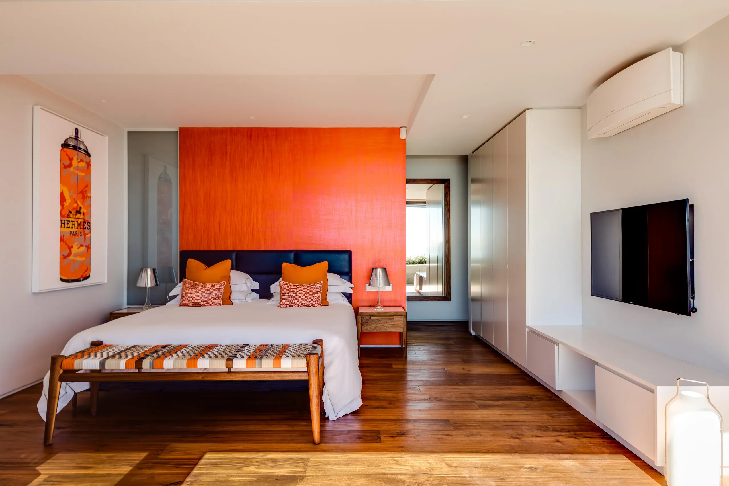 Ultra Modern Villa with Private Pool and Panoramic Ocean Views — photograph 11