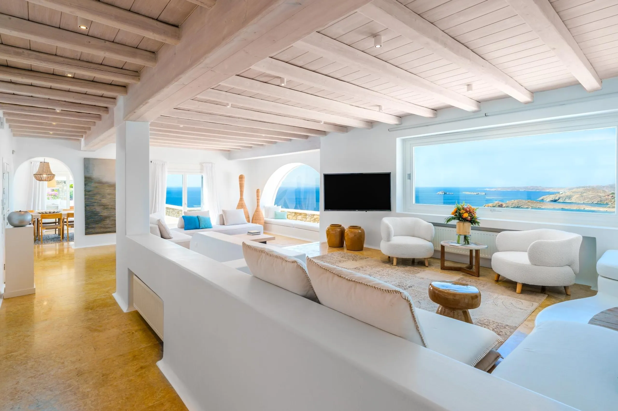 Lavish Seaview Villa in Mykonos with Private Pool — photograph 12