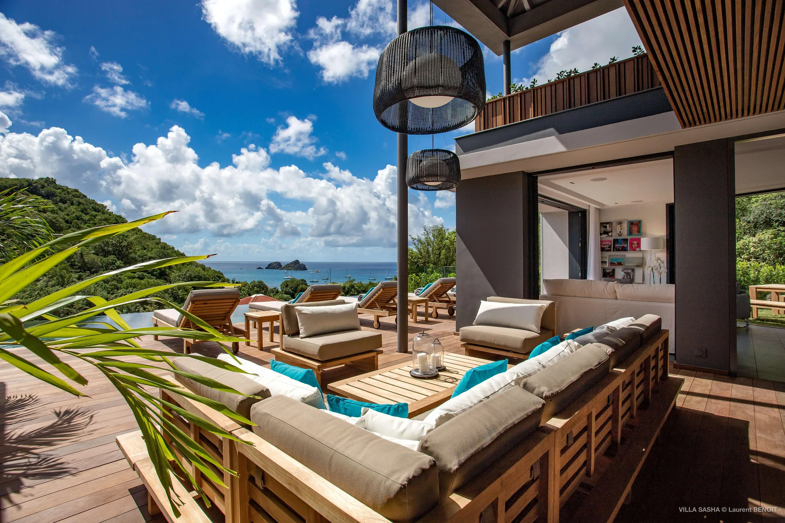 Chic Tropical Villa with Ocean Views in Corossol, St. Barths — photograph 11
