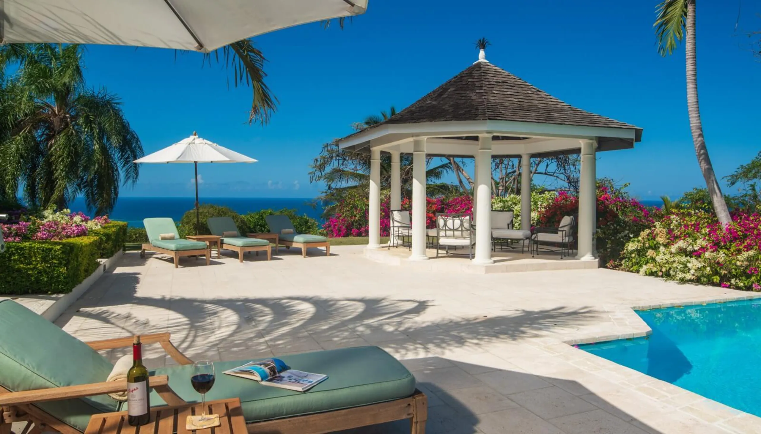 Posh Paradise Villa with Private Pool, Gazebo, and Stunning Ocean Views — photograph 3