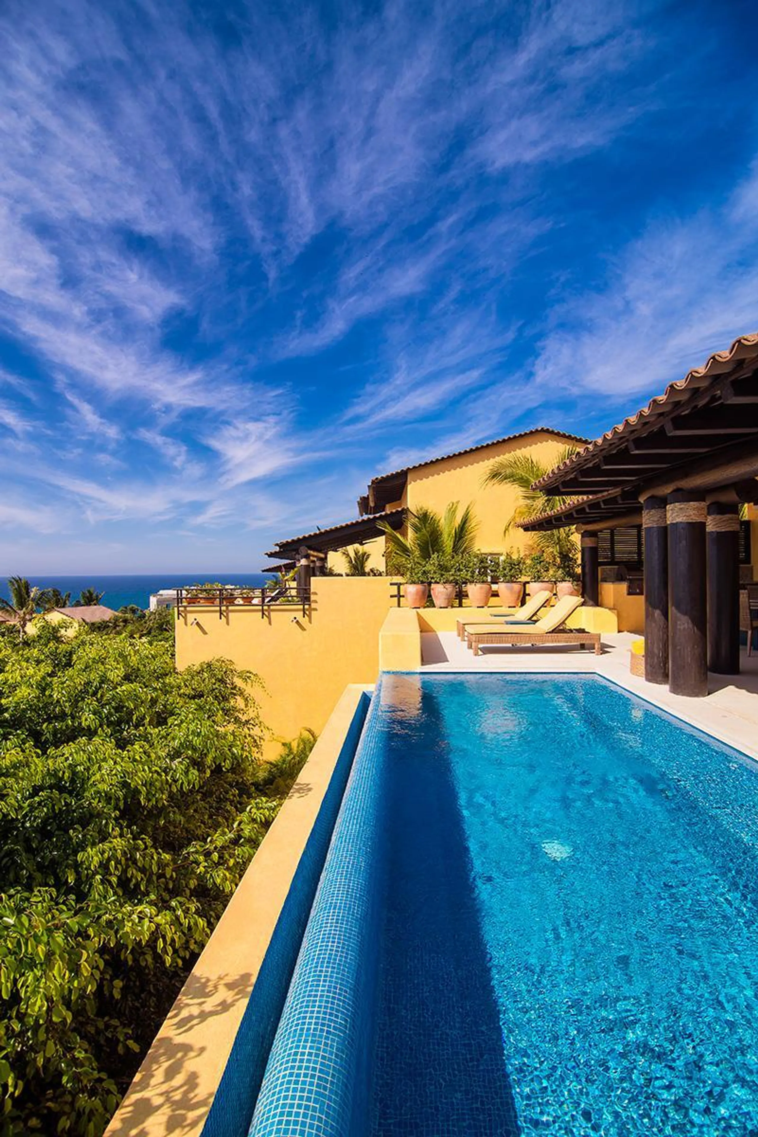 Charming Traditional Punta Mita Luxury Villa with Infinity Pool and Ocean Views — photograph 7