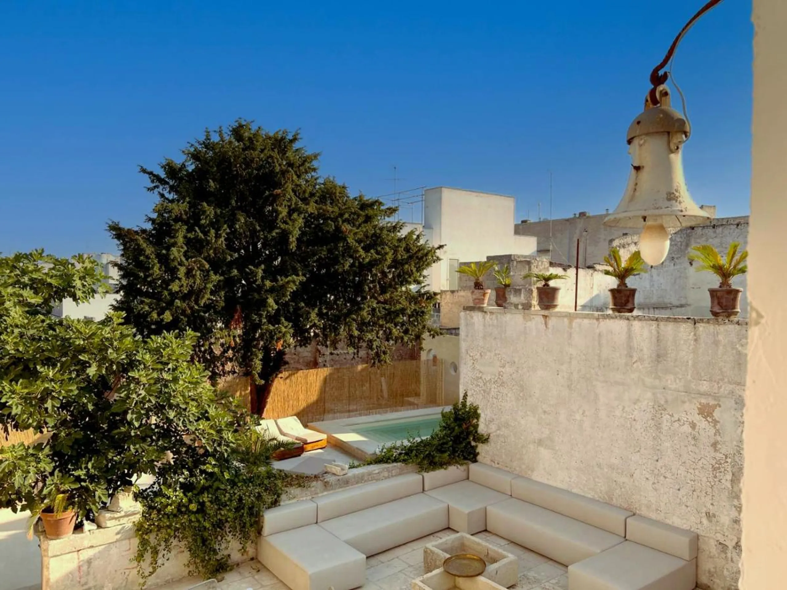 Regal 17th Century Villa with Private Pool and Art Cities Nearby — photograph 10