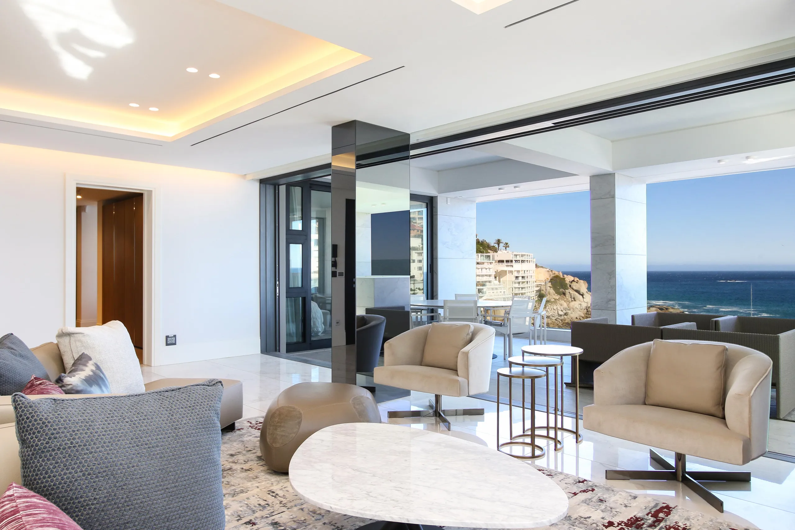 Tranquil Villa With Captivating Ambiance — photograph 5