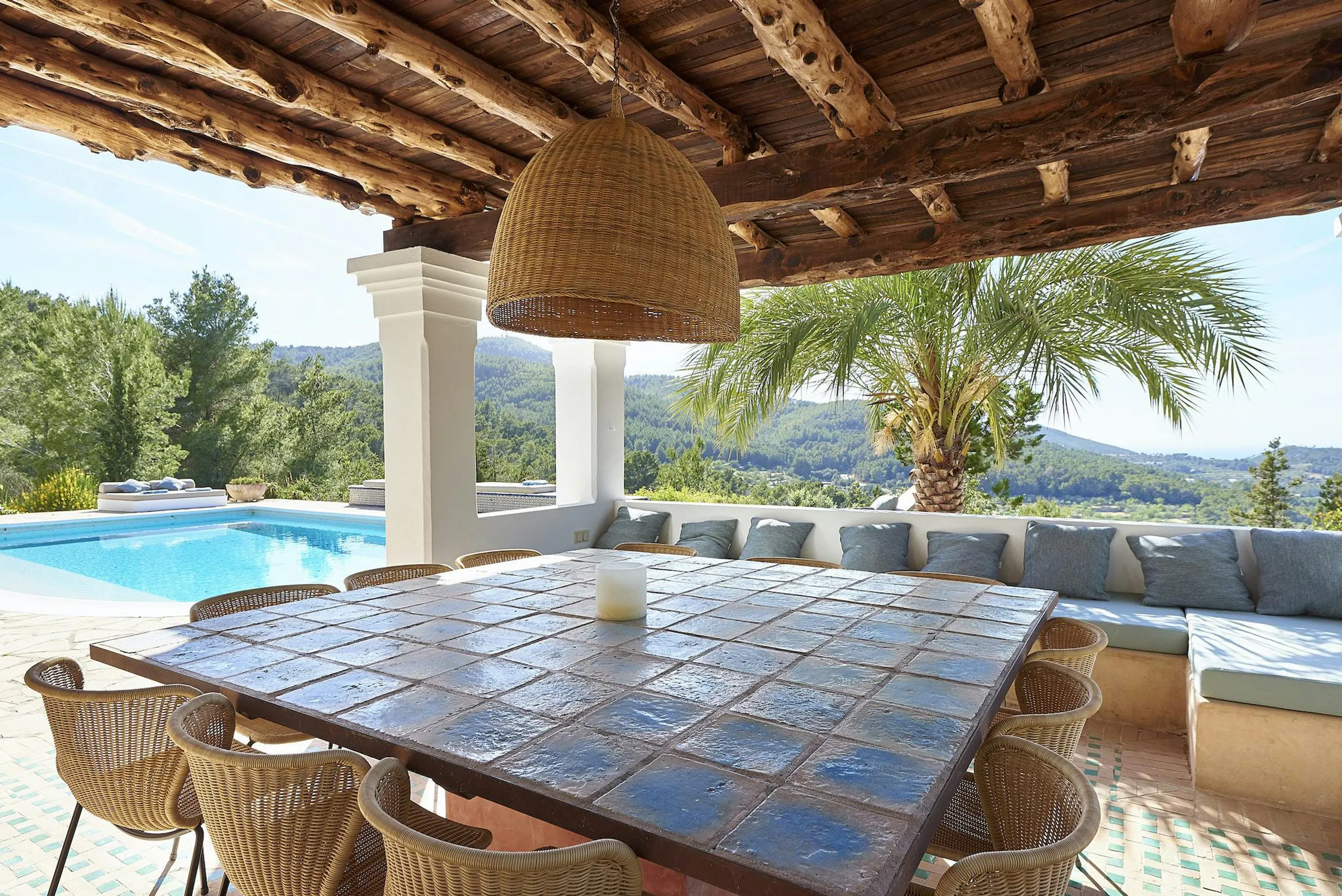 Alluring Oceanview Villa in Ibiza with Private Pool and Plunge Pool — photograph 12