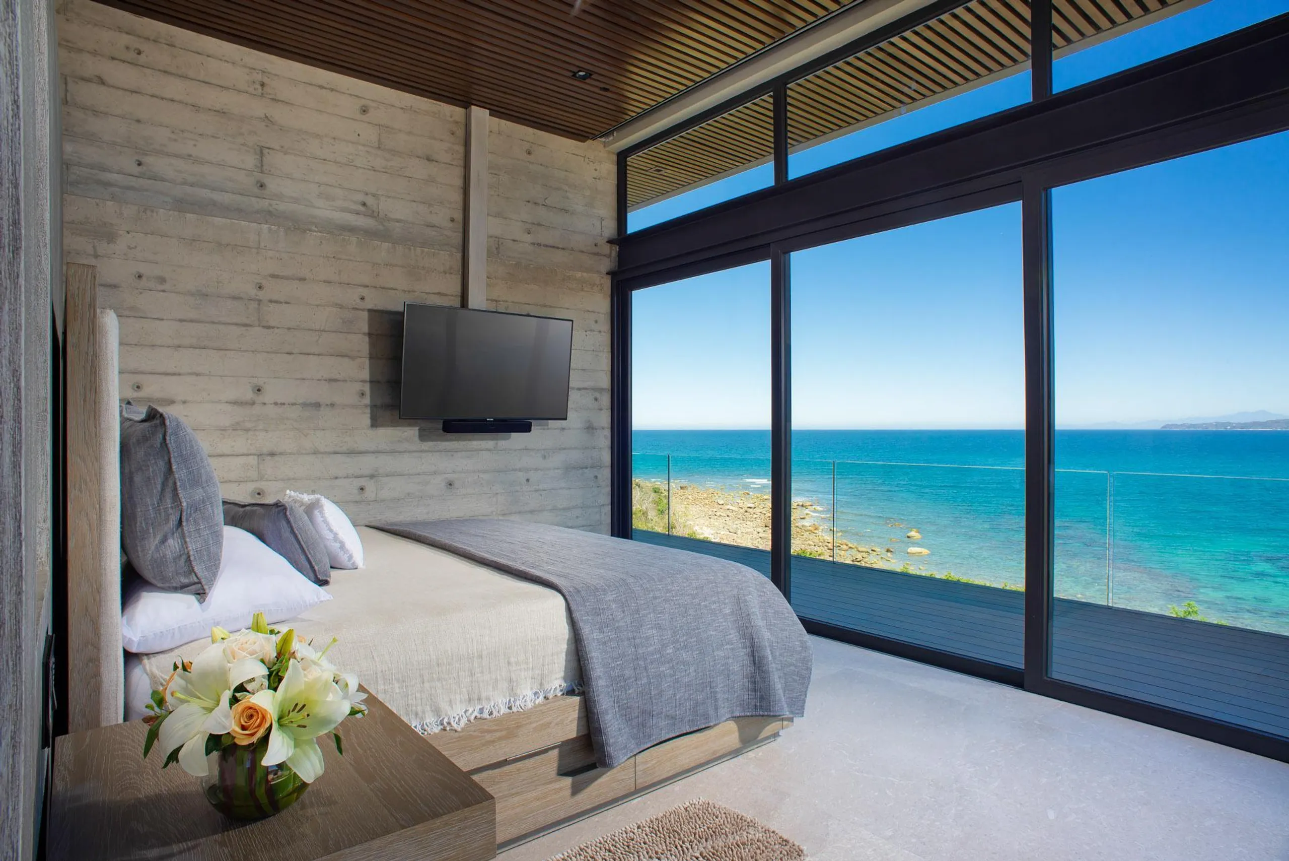 Kupuri Ultra Estate with Infinity Pool and Stunning Ocean Views — photograph 12