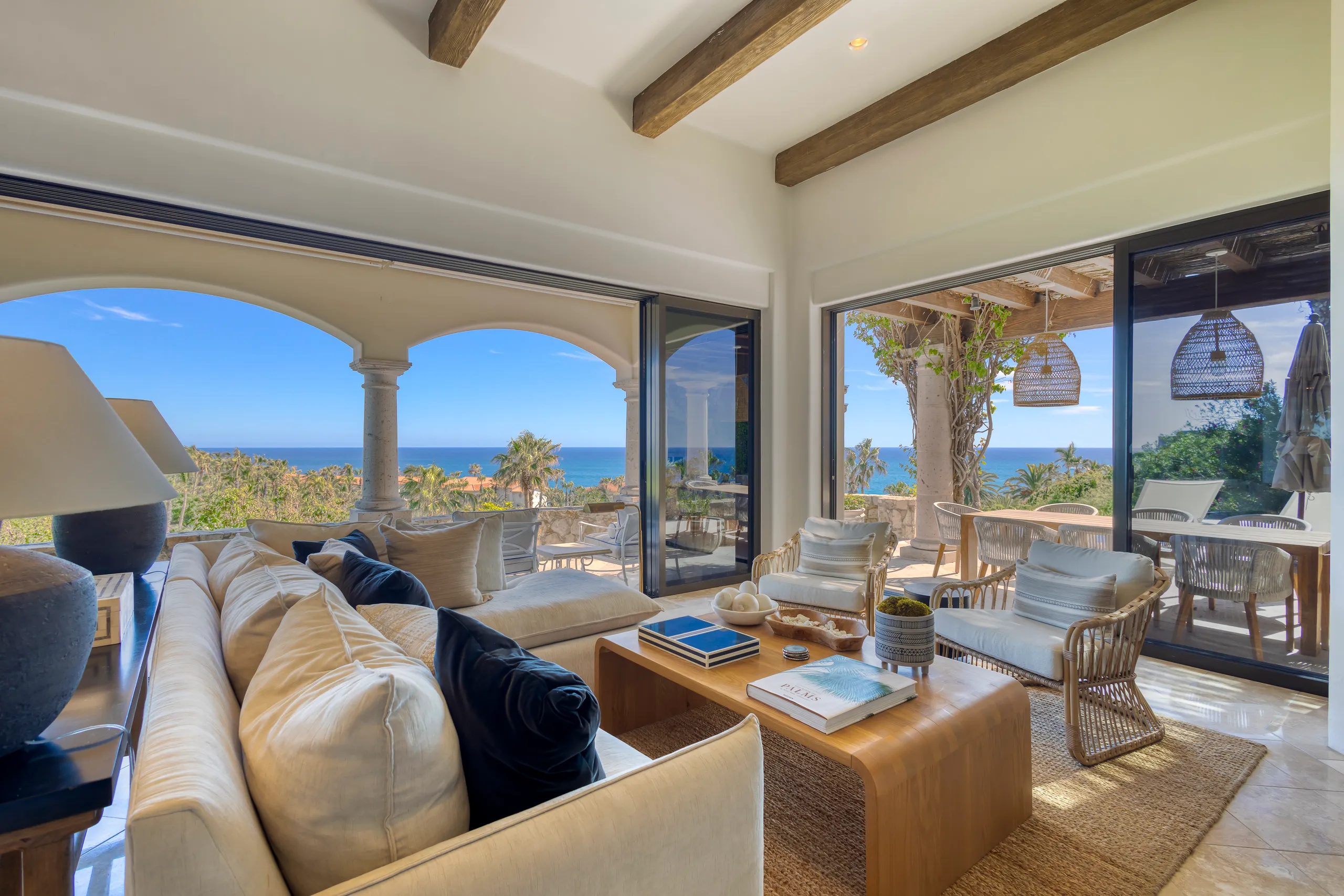 Exquisite Newly Renovated Villa with Private Pool, Top-Tier Amenities, and Sea of Cortez Views — photograph 7