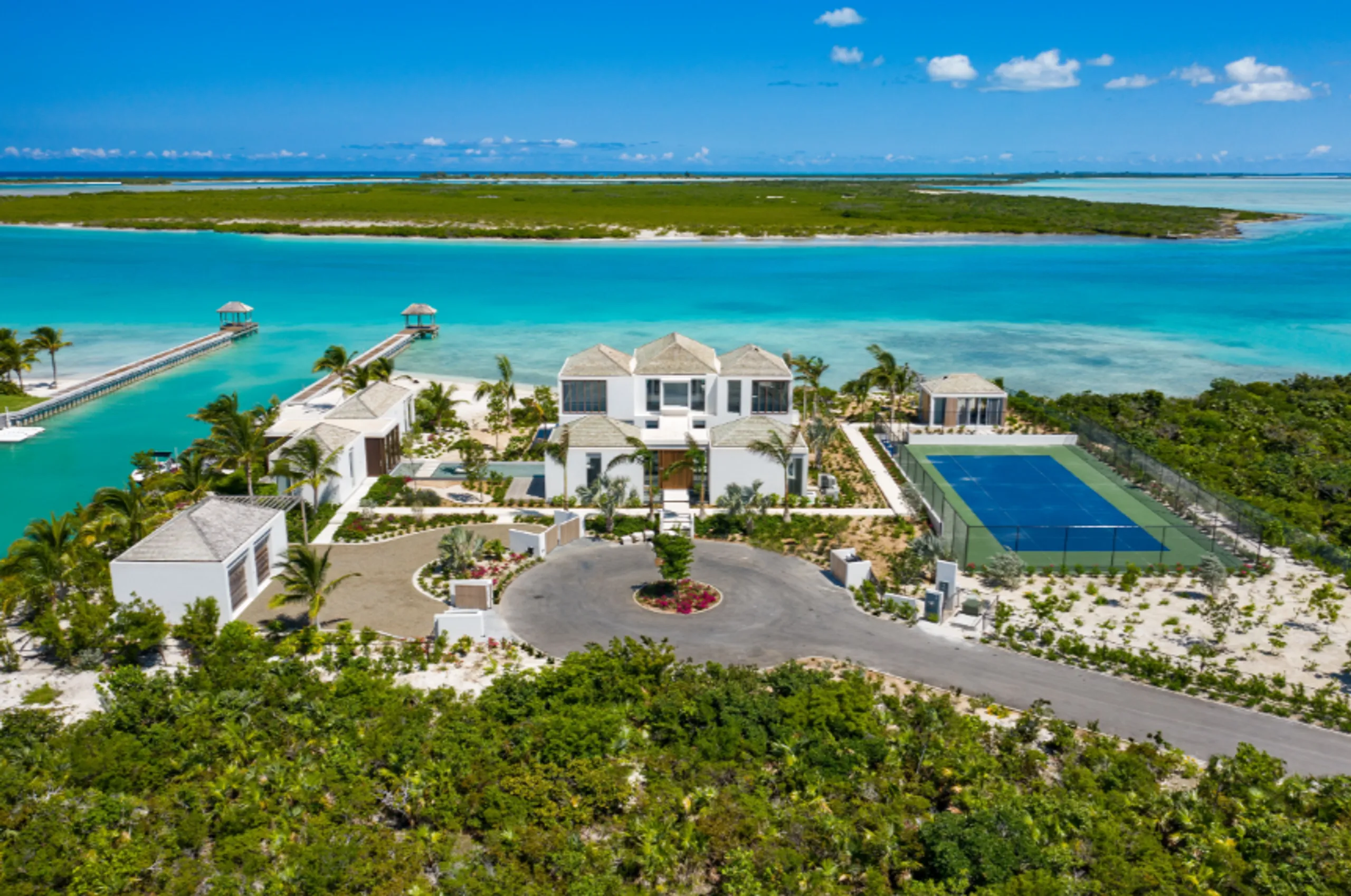 Exceptional Luxury Villa with Heated Infinity Pool and Panoramic Ocean View, Leeward Settlement