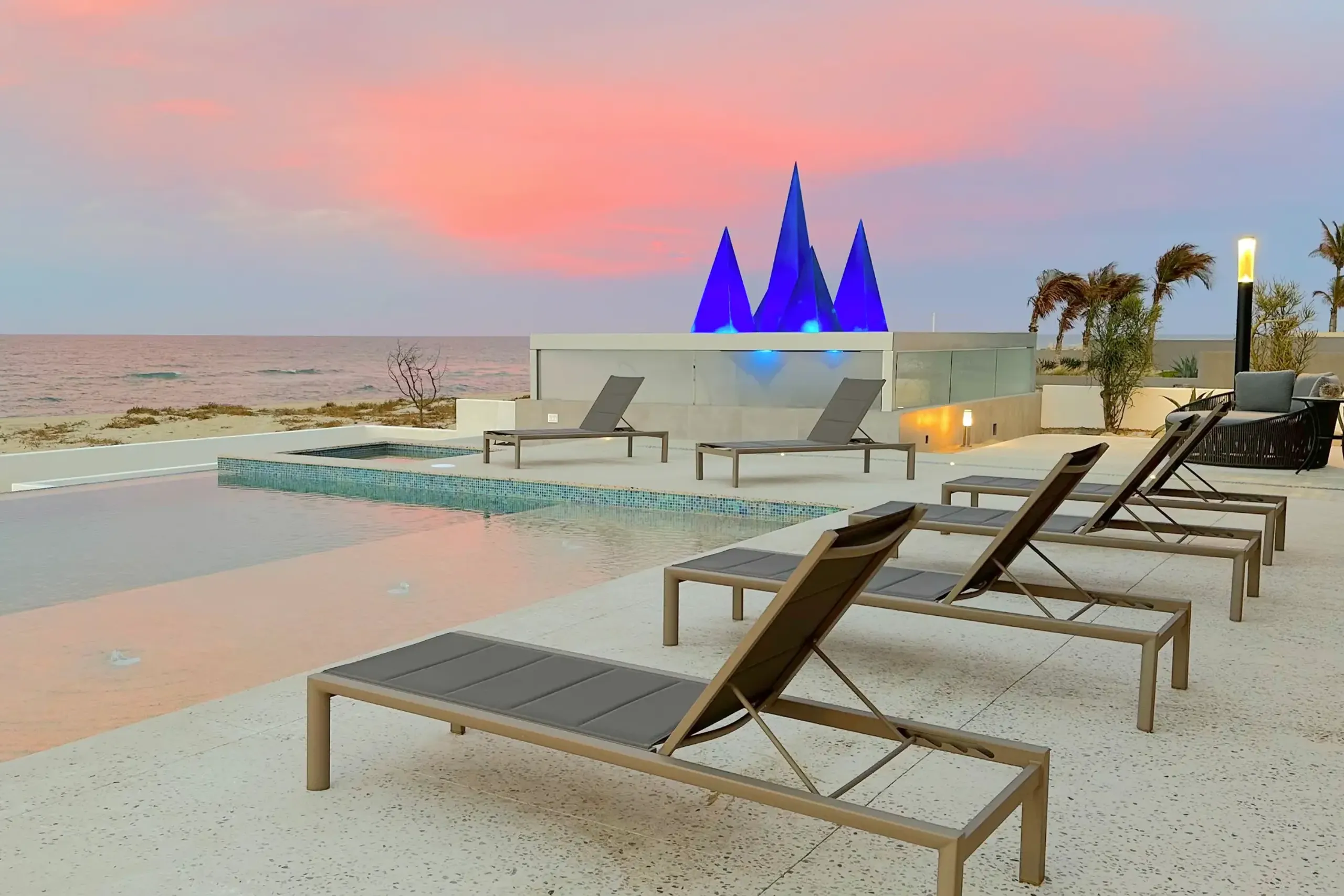 Lighthouse Point Modern Contemporary Estate with Infinity Pool — photograph 8