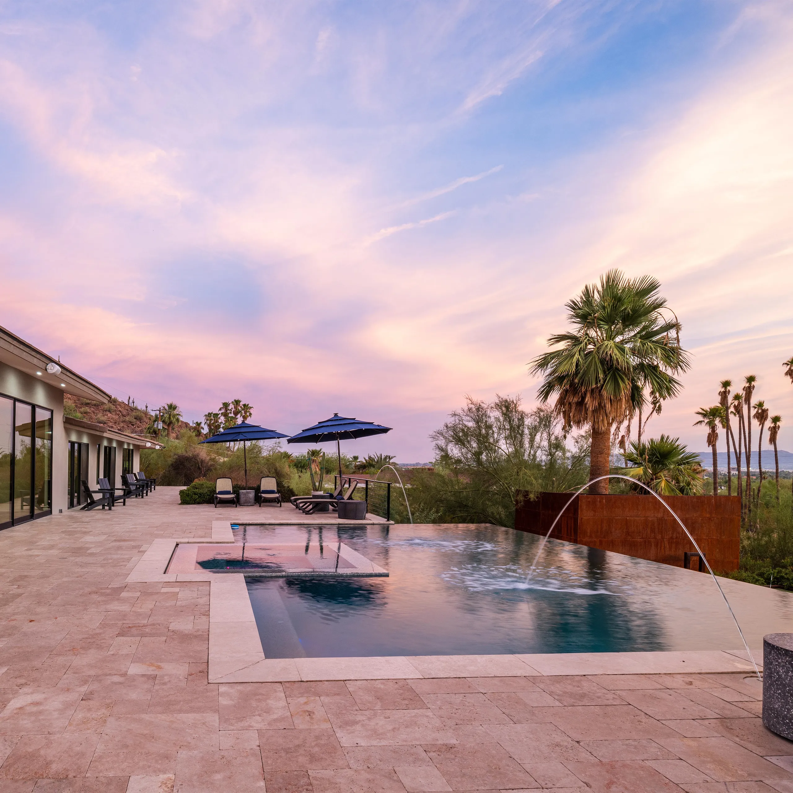 Elegant 5,500 Sq. Ft. Phoenix Villa with Private Heated Pool, and City Views — photograph 3